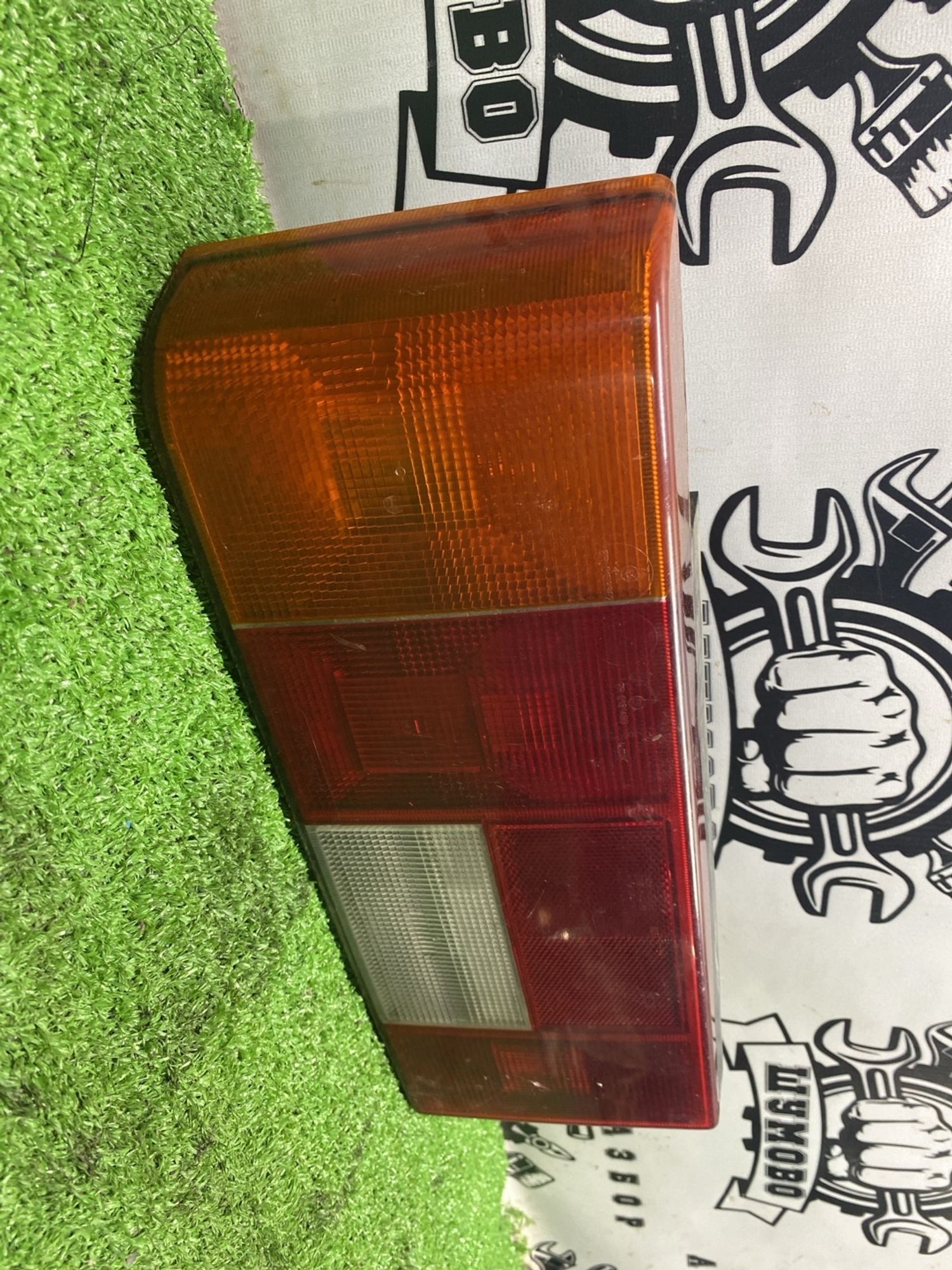 https://ycs.partsauto.market/partsauto-images/thmbs/userImages/cca1856e256b5441544f9aba03b424a6/part/13966046-42c5-4e1a-88e1-ed665d587112_1787308761103.jpg