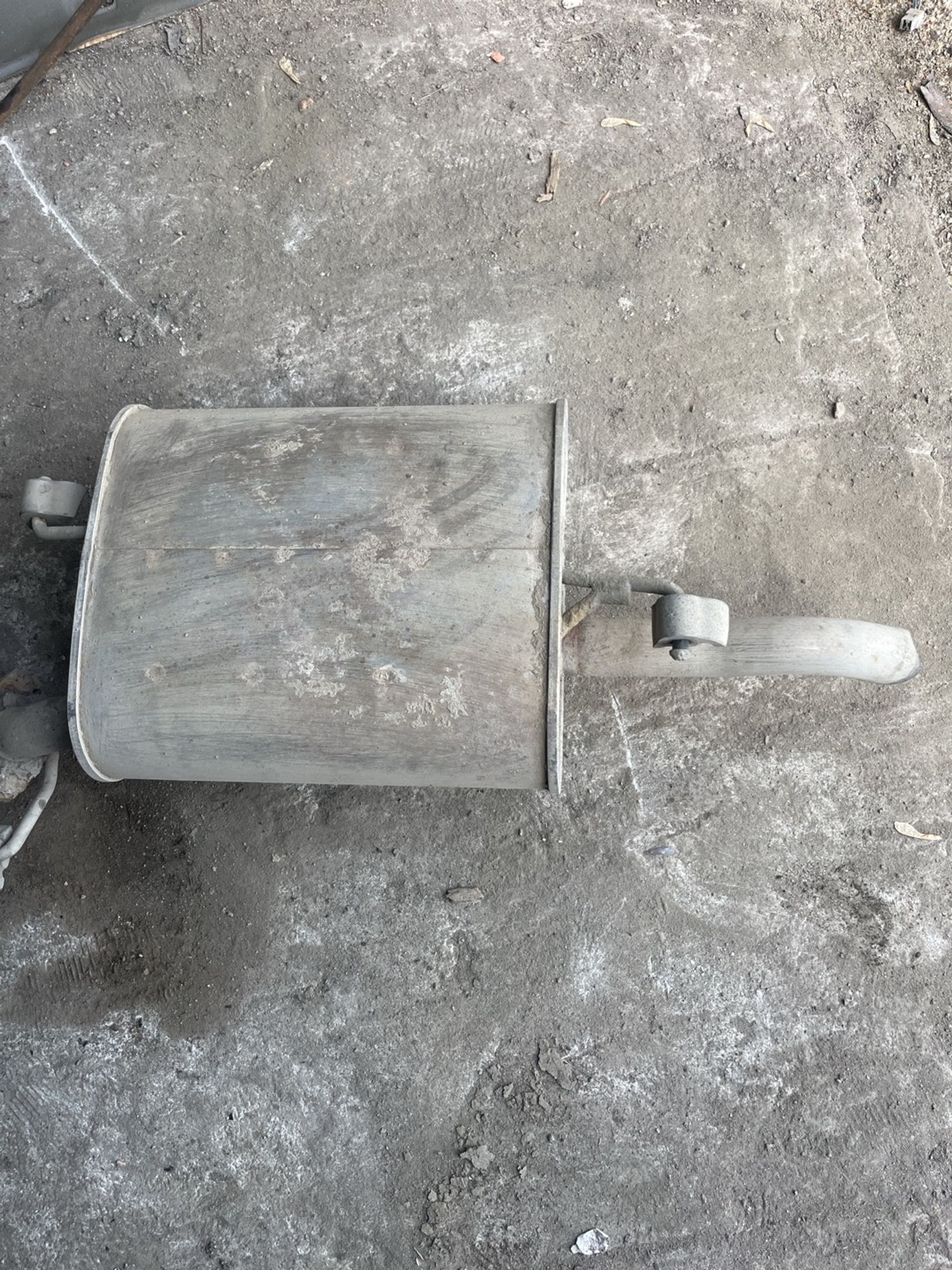 https://ycs.partsauto.market/partsauto-images/thmbs/userImages/cca1856e256b5441544f9aba03b424a6/part/13bab4e9-08b8-4f5b-8cc6-01b13a065b1d_1776505293571.jpg