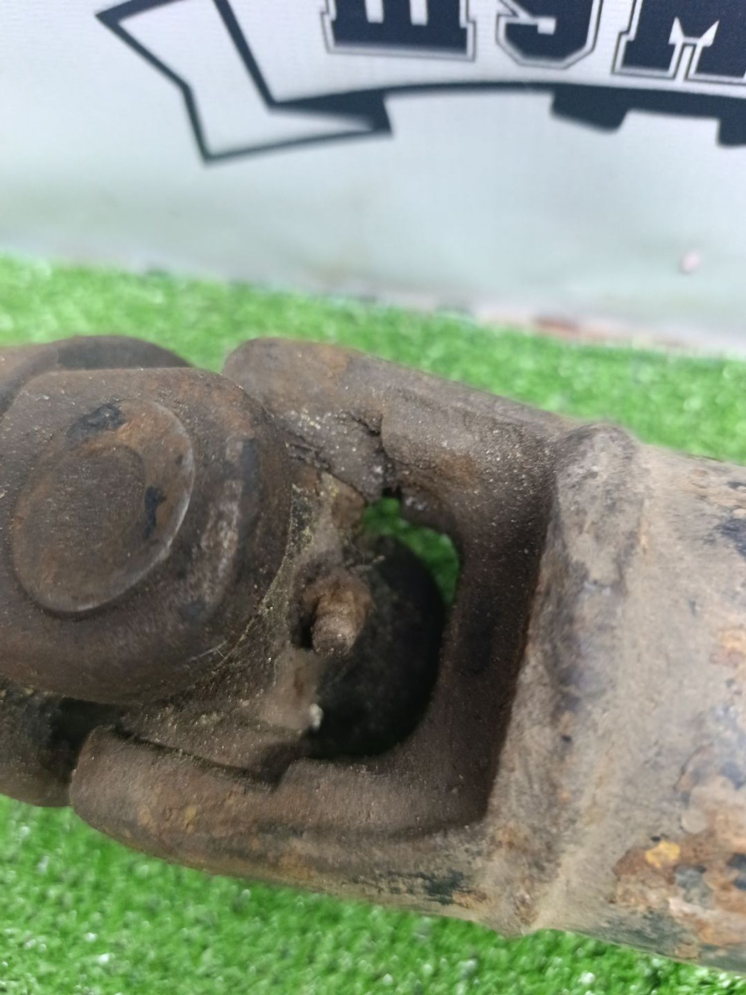 https://ycs.partsauto.market/partsauto-images/thmbs/userImages/cca1856e256b5441544f9aba03b424a6/part/148e1040-a16e-4981-876a-d0287668aa52_1787638893917.jpg