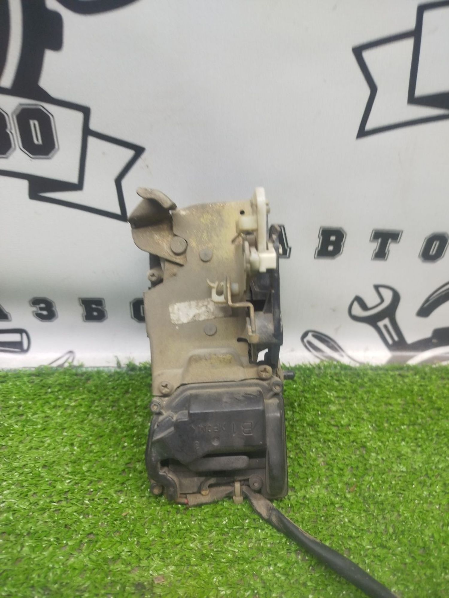 https://ycs.partsauto.market/partsauto-images/thmbs/userImages/cca1856e256b5441544f9aba03b424a6/part/151fd9cf-e852-407a-b48d-7b734d001b59_1785145098010.jpg
