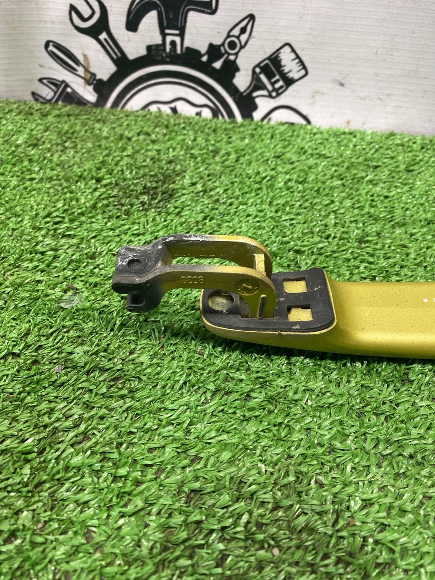 https://ycs.partsauto.market/partsauto-images/thmbs/userImages/cca1856e256b5441544f9aba03b424a6/part/166f6b3b-27d2-4676-a37c-8a5eab753b1c_1777457944114.jpg