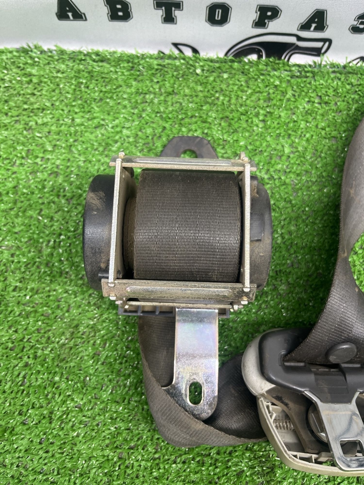 https://ycs.partsauto.market/partsauto-images/thmbs/userImages/cca1856e256b5441544f9aba03b424a6/part/18087539-0248-429b-b8f8-4d975d0d1906_1781087603291.jpg