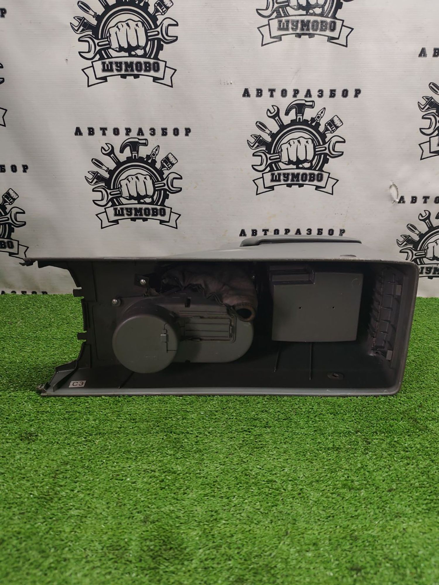 https://ycs.partsauto.market/partsauto-images/thmbs/userImages/cca1856e256b5441544f9aba03b424a6/part/183c056b-9512-43ab-a98e-708b923e6adc_1780483784082.jpg
