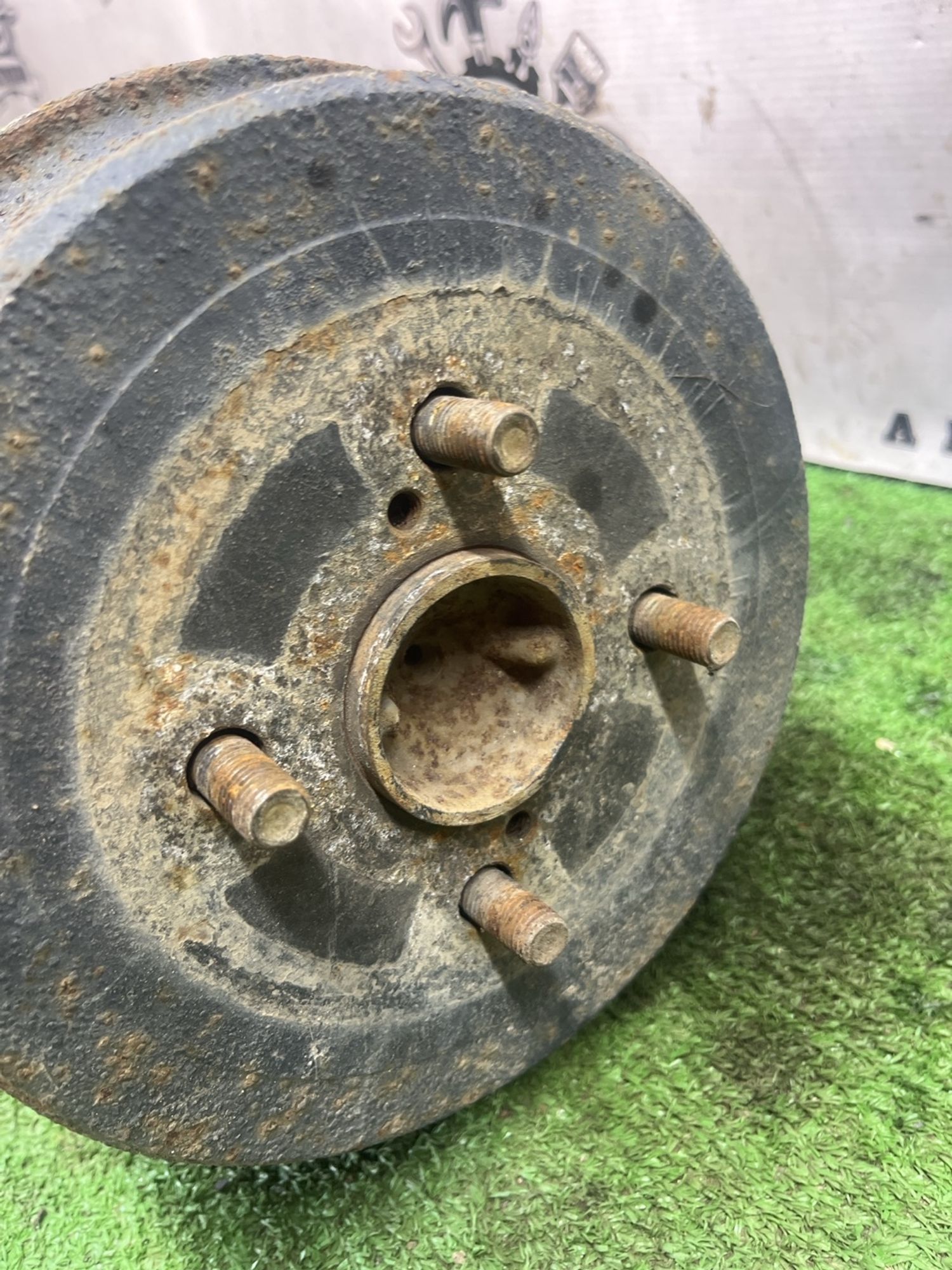 https://ycs.partsauto.market/partsauto-images/thmbs/userImages/cca1856e256b5441544f9aba03b424a6/part/1870f5e1-7211-493d-afdd-8634dfd2469e_1780293662469.jpg