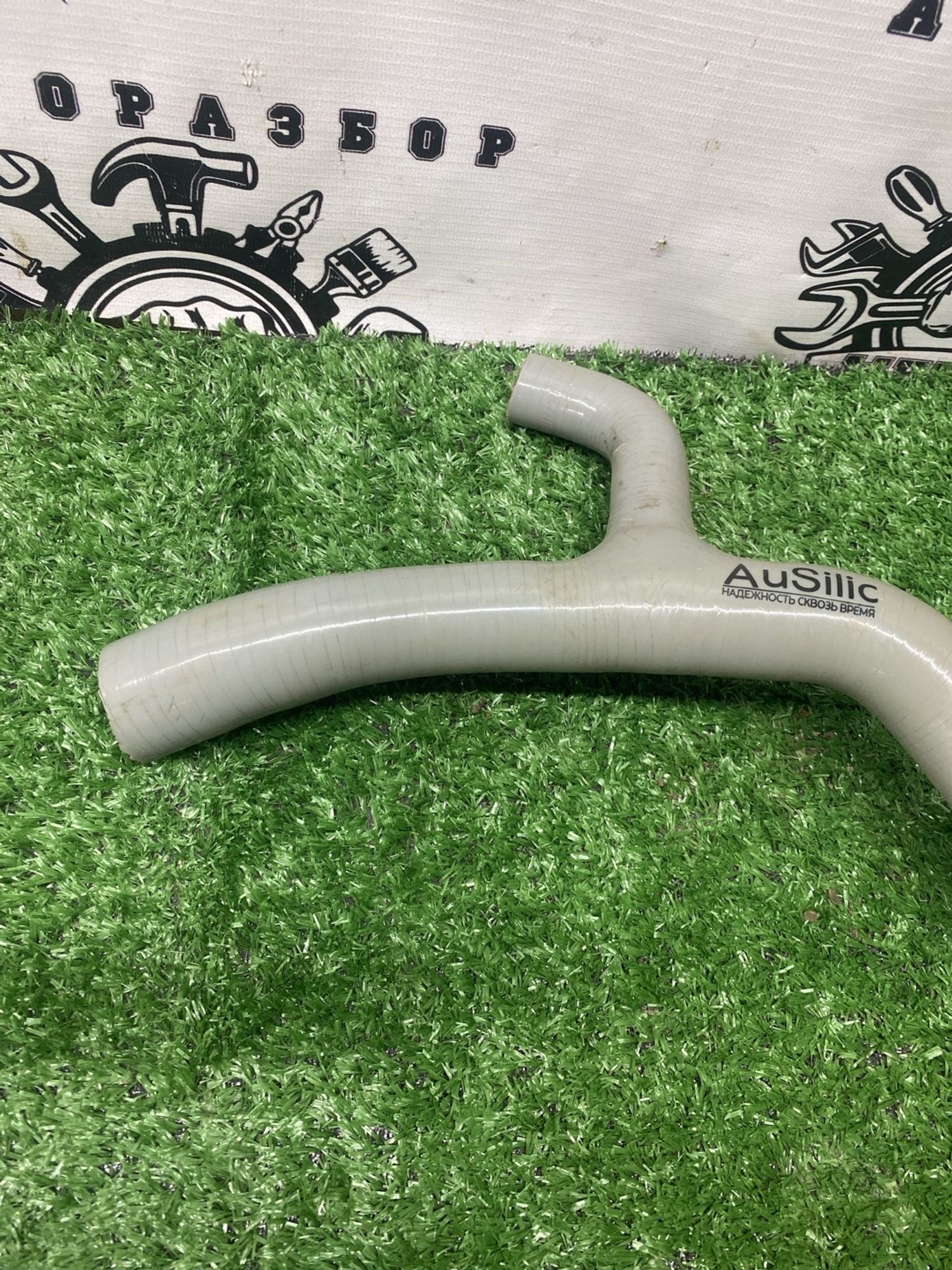 https://ycs.partsauto.market/partsauto-images/thmbs/userImages/cca1856e256b5441544f9aba03b424a6/part/1958ee01-7031-4578-b5bb-089851e9f715_1780903417805.jpg