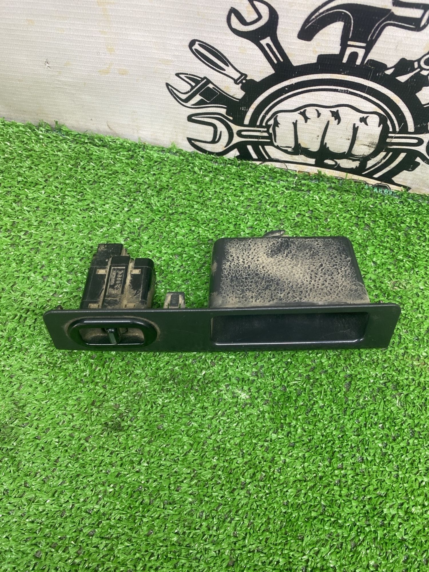 https://ycs.partsauto.market/partsauto-images/thmbs/userImages/cca1856e256b5441544f9aba03b424a6/part/19a863d4-6a48-492c-b513-ea105a175094_1780464739943.jpg