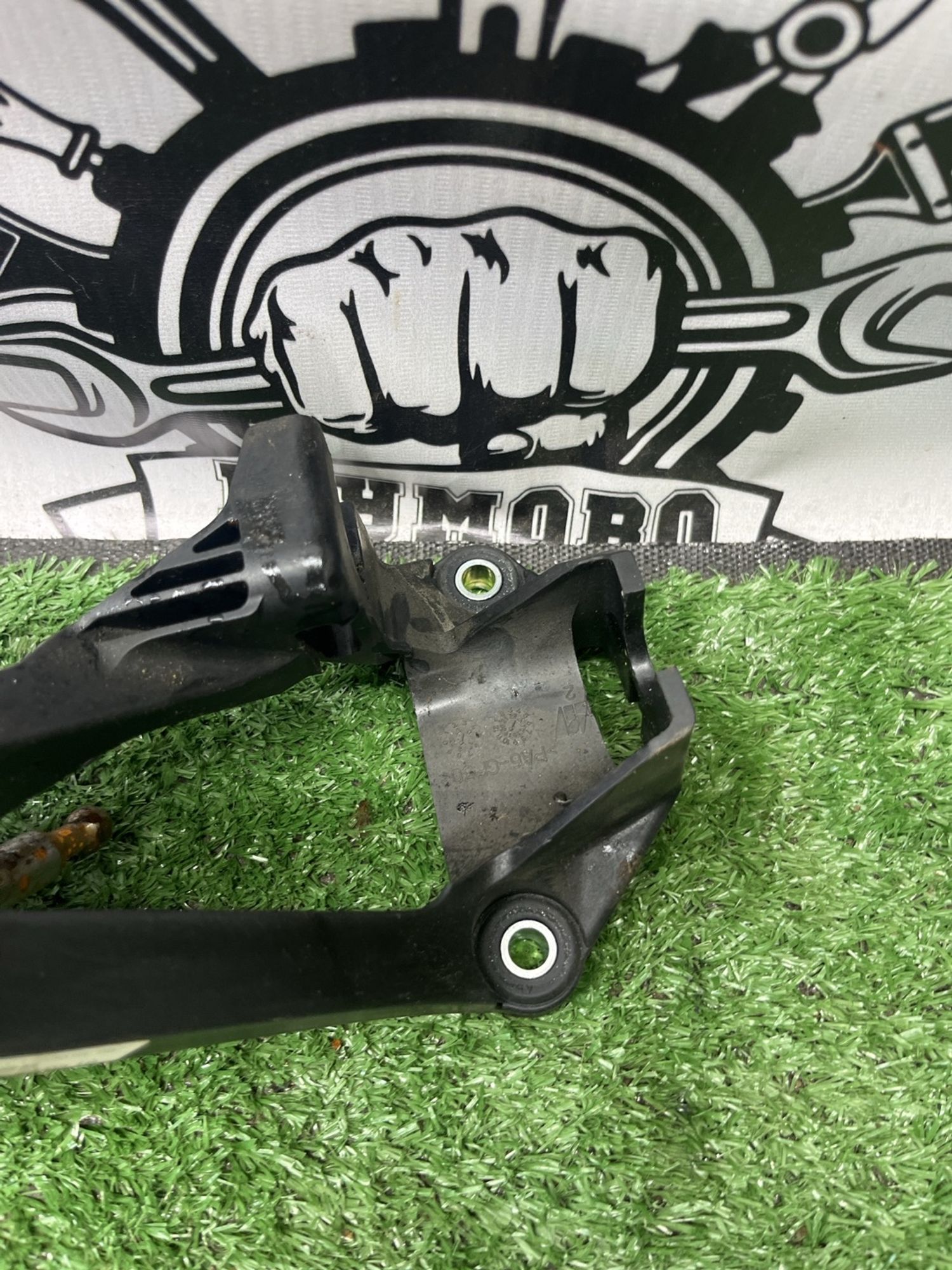 https://ycs.partsauto.market/partsauto-images/thmbs/userImages/cca1856e256b5441544f9aba03b424a6/part/1aa2033d-d535-477f-828e-1d0c2069eb1b_1783157550084.jpg