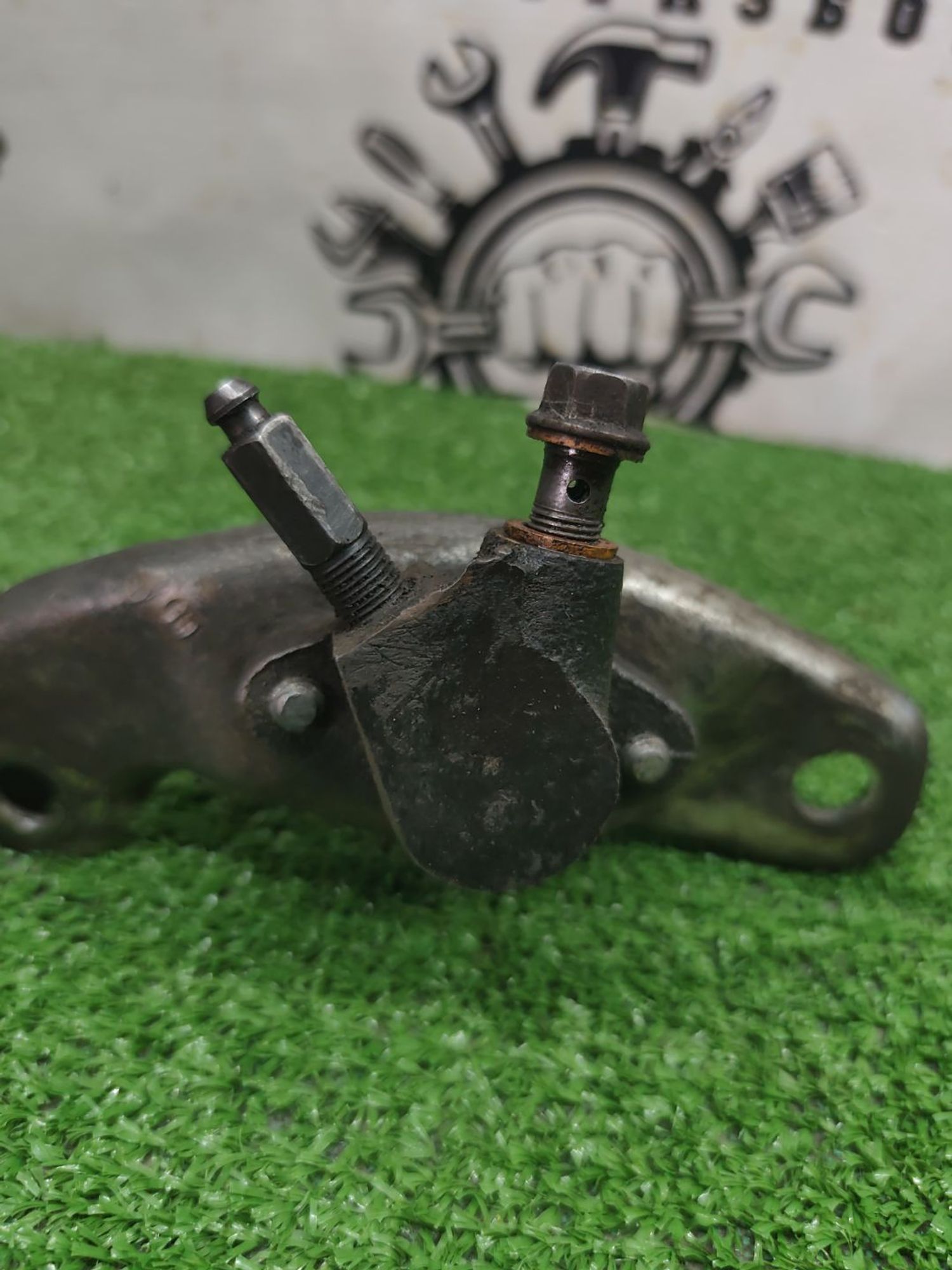 https://ycs.partsauto.market/partsauto-images/thmbs/userImages/cca1856e256b5441544f9aba03b424a6/part/1b46c742-109c-472f-8062-ca876c4136c3_1780480203001.jpg