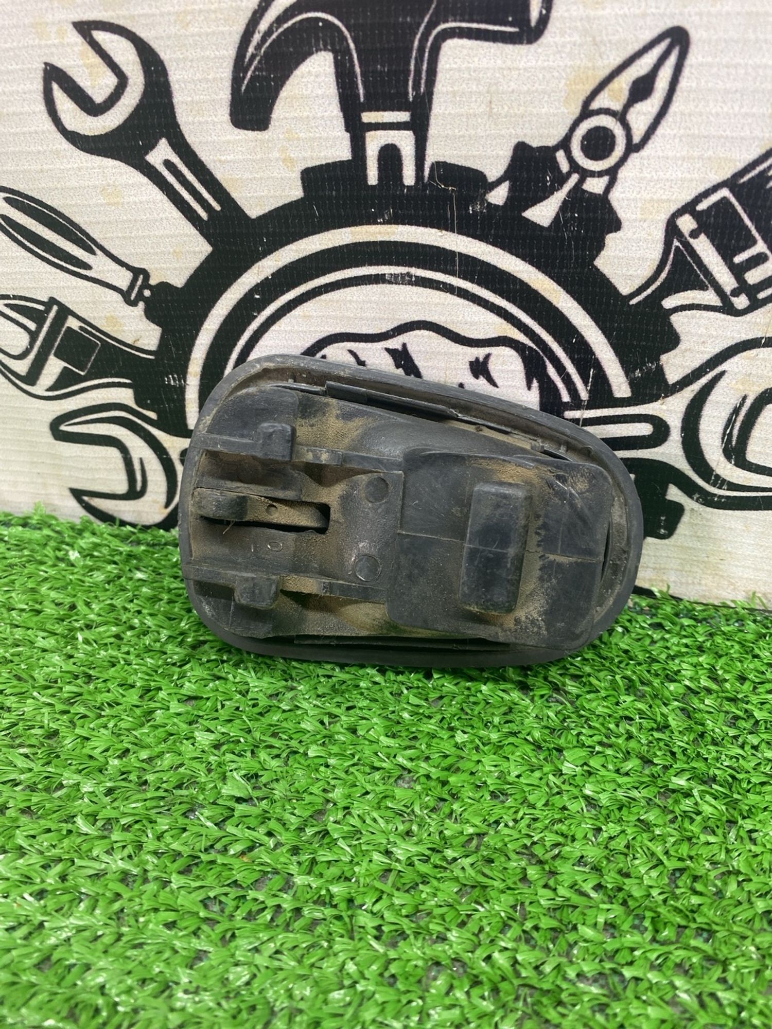 https://ycs.partsauto.market/partsauto-images/thmbs/userImages/cca1856e256b5441544f9aba03b424a6/part/1c7c3431-0763-464b-a1e6-98ec748fd291_1780462286149.jpg
