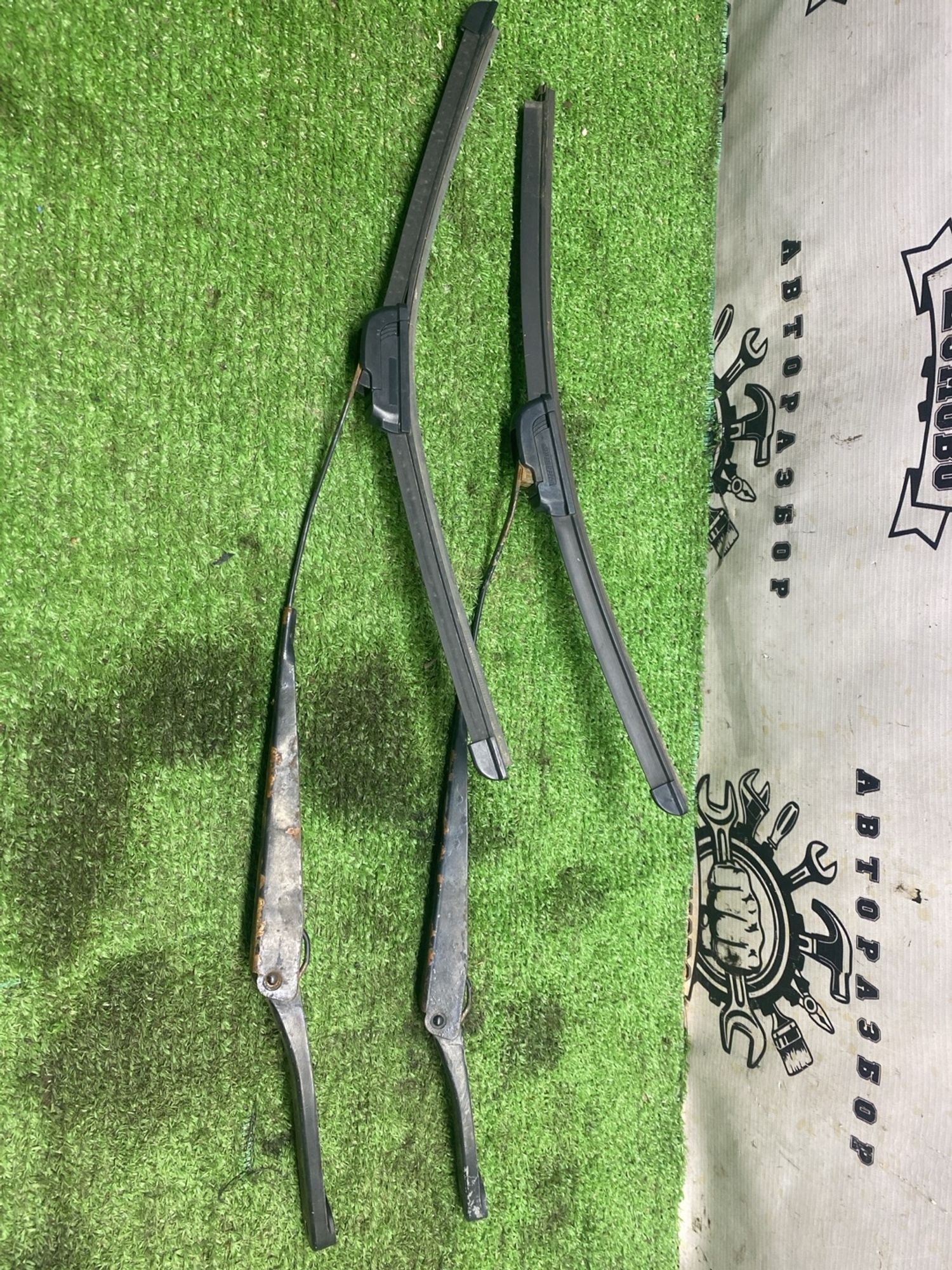 https://ycs.partsauto.market/partsauto-images/thmbs/userImages/cca1856e256b5441544f9aba03b424a6/part/1d66bb80-c812-43cc-b1b3-660e1e654834_1780397542384.jpg