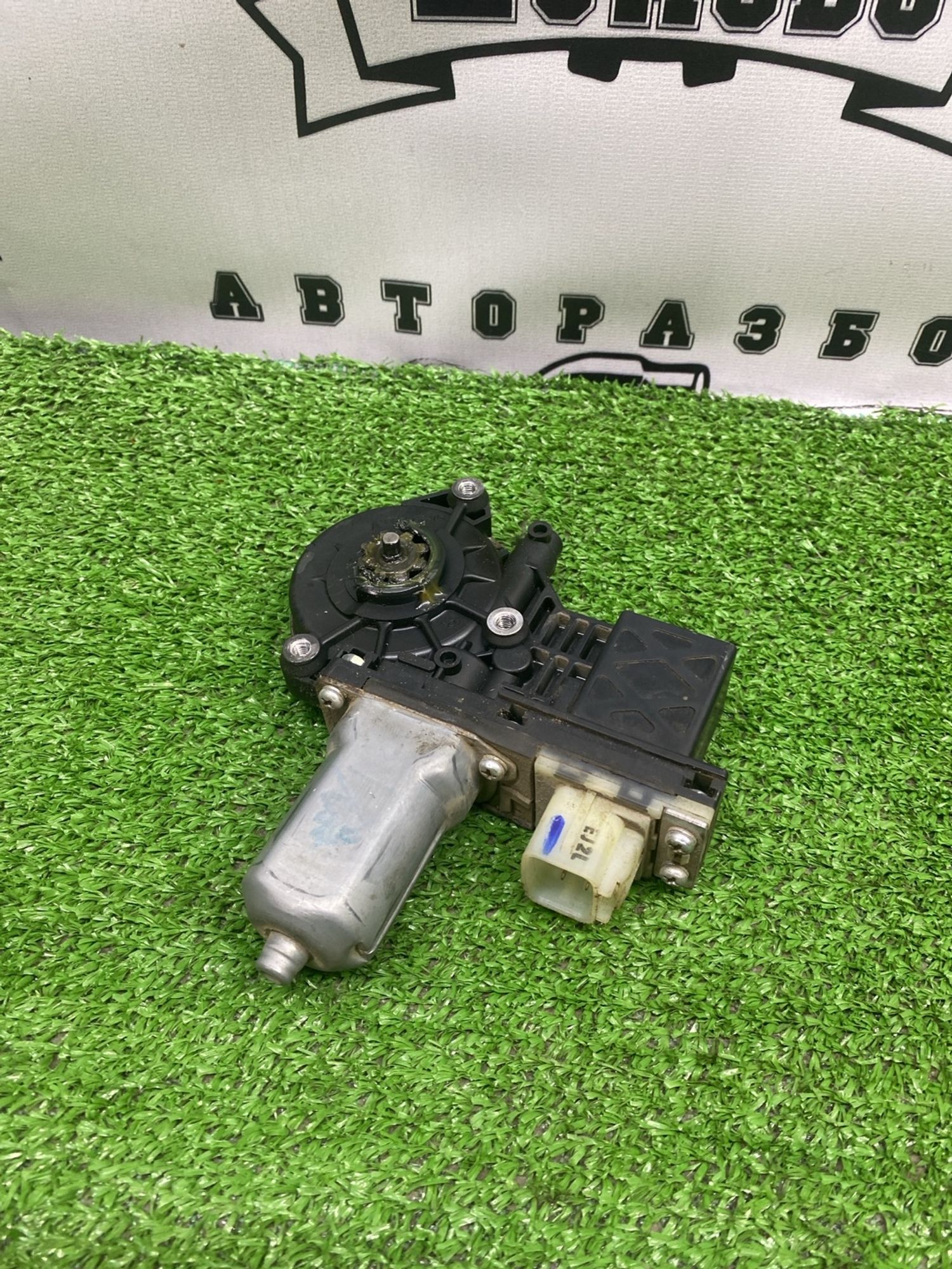 https://ycs.partsauto.market/partsauto-images/thmbs/userImages/cca1856e256b5441544f9aba03b424a6/part/1d76f073-95ca-437f-beaf-832eadf832db_1782550506658.jpg