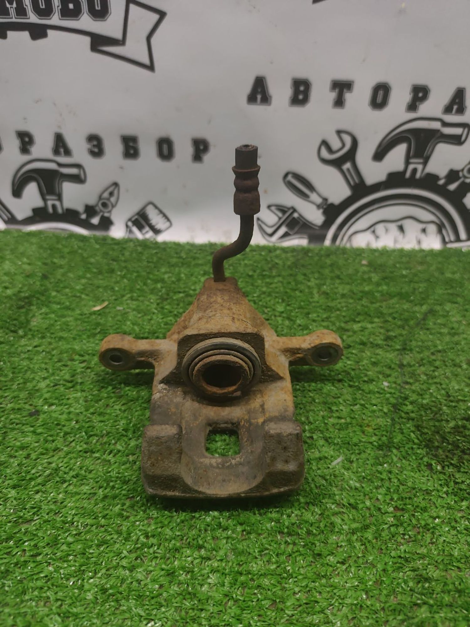 https://ycs.partsauto.market/partsauto-images/thmbs/userImages/cca1856e256b5441544f9aba03b424a6/part/1d7cf895-d1d7-4361-8436-15b76c88ceac_1785148252575.jpg