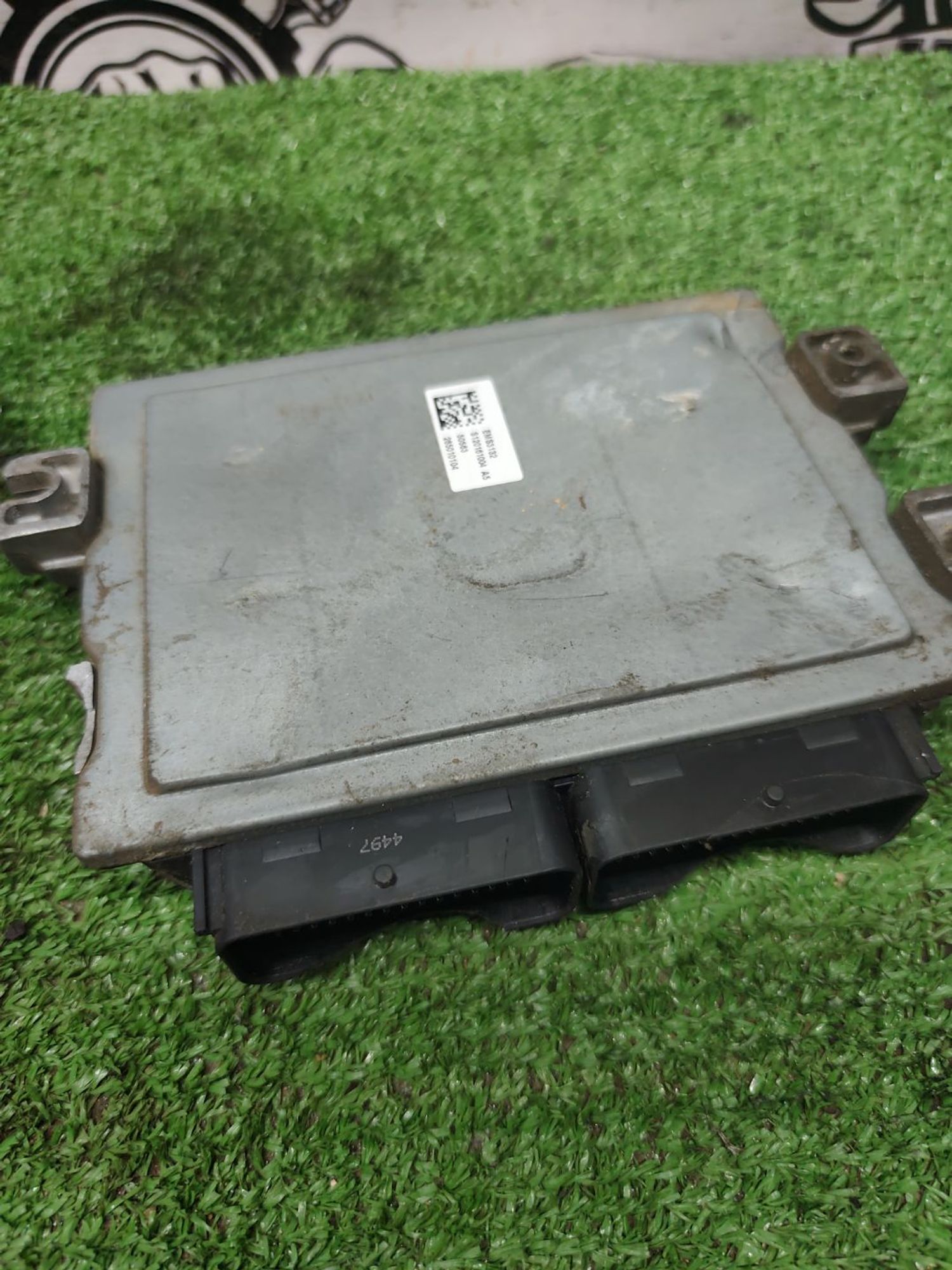https://ycs.partsauto.market/partsauto-images/thmbs/userImages/cca1856e256b5441544f9aba03b424a6/part/1d8a8446-f89e-4a72-a868-cba715479dd0_1780399132519.jpg