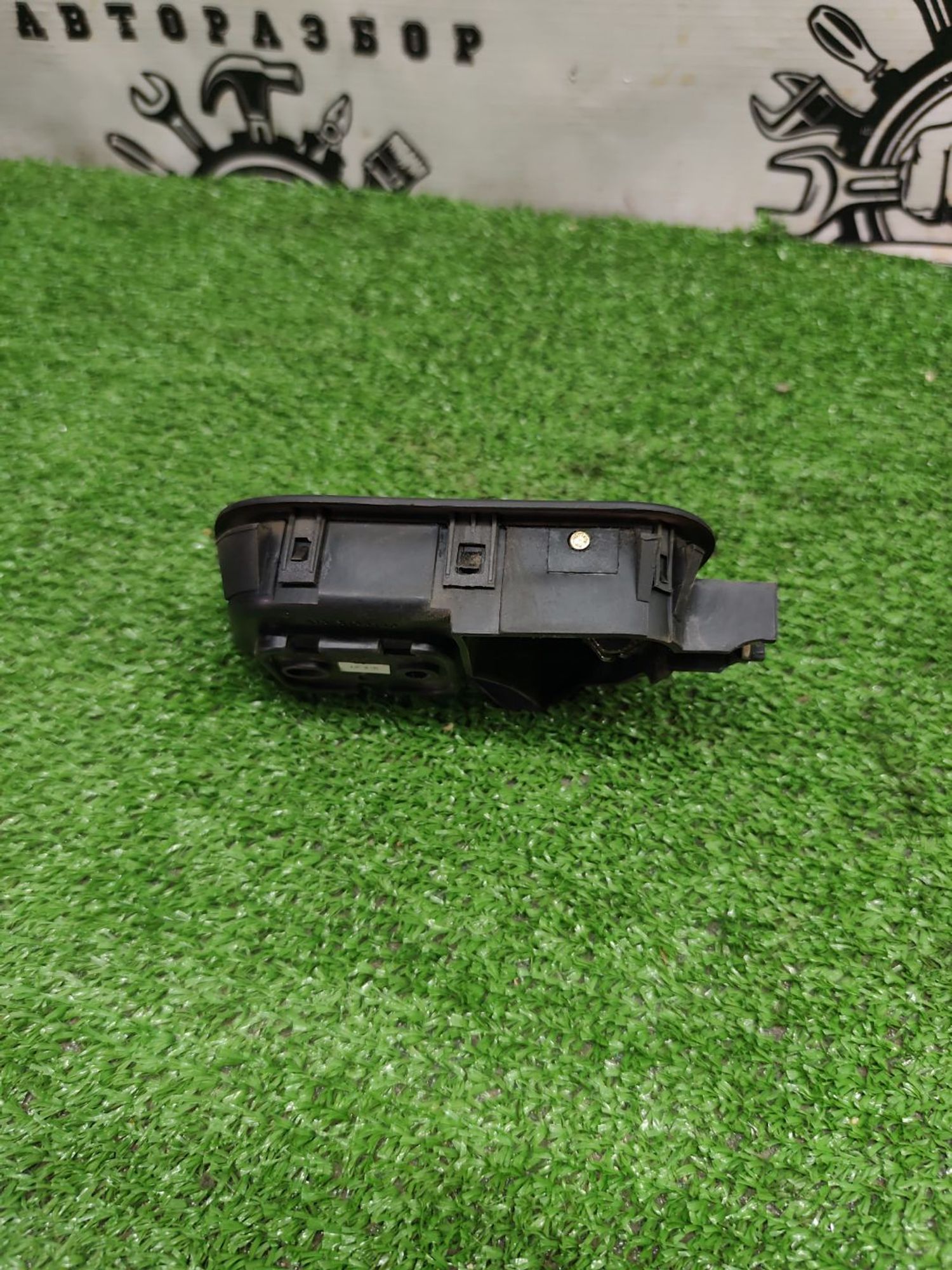 https://ycs.partsauto.market/partsauto-images/thmbs/userImages/cca1856e256b5441544f9aba03b424a6/part/1eeac5c7-da9c-4ebc-8338-7e21bab12e01_1780998846228.jpg