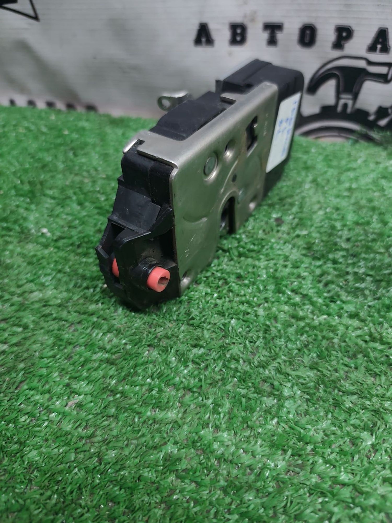 https://ycs.partsauto.market/partsauto-images/thmbs/userImages/cca1856e256b5441544f9aba03b424a6/part/20d508af-417d-4b4b-9cd7-aabe37346ba9_1778500498996.jpg