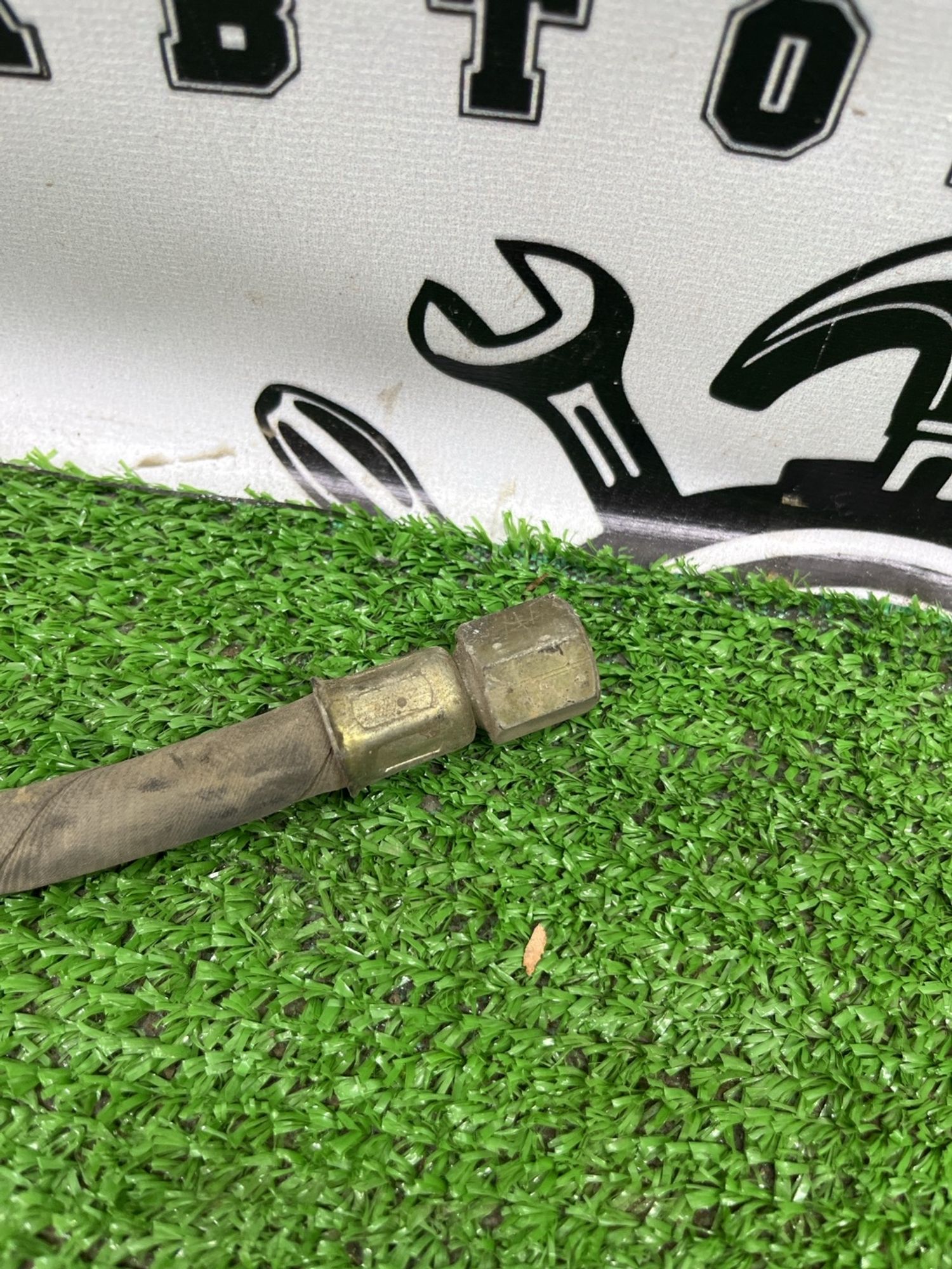 https://ycs.partsauto.market/partsauto-images/thmbs/userImages/cca1856e256b5441544f9aba03b424a6/part/212456d4-883a-4cb2-95b6-50bc5046007e_1784179415375.jpg