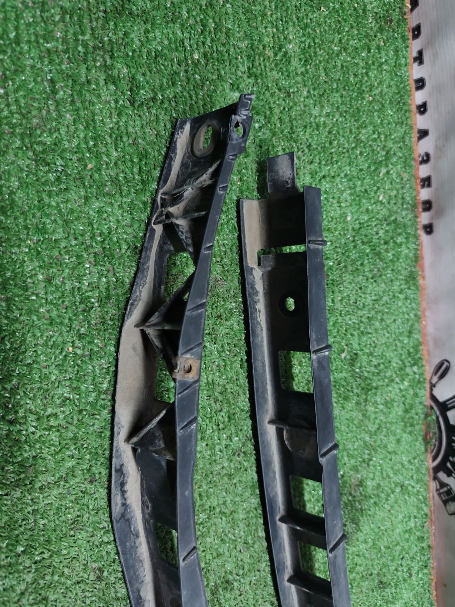 https://ycs.partsauto.market/partsauto-images/thmbs/userImages/cca1856e256b5441544f9aba03b424a6/part/21609e2e-9b0b-4ffe-930a-63543312ebe1_1779871449544.jpg