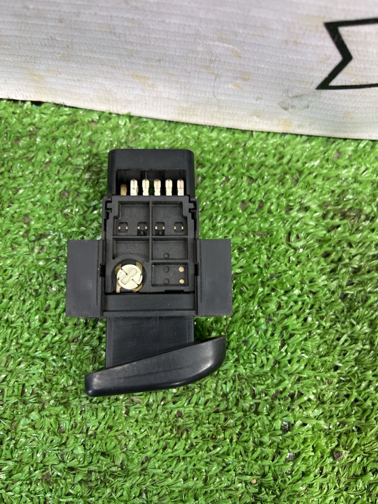 https://ycs.partsauto.market/partsauto-images/thmbs/userImages/cca1856e256b5441544f9aba03b424a6/part/22253448-7f91-41de-83a2-7f699416604d_1775043013024.jpg