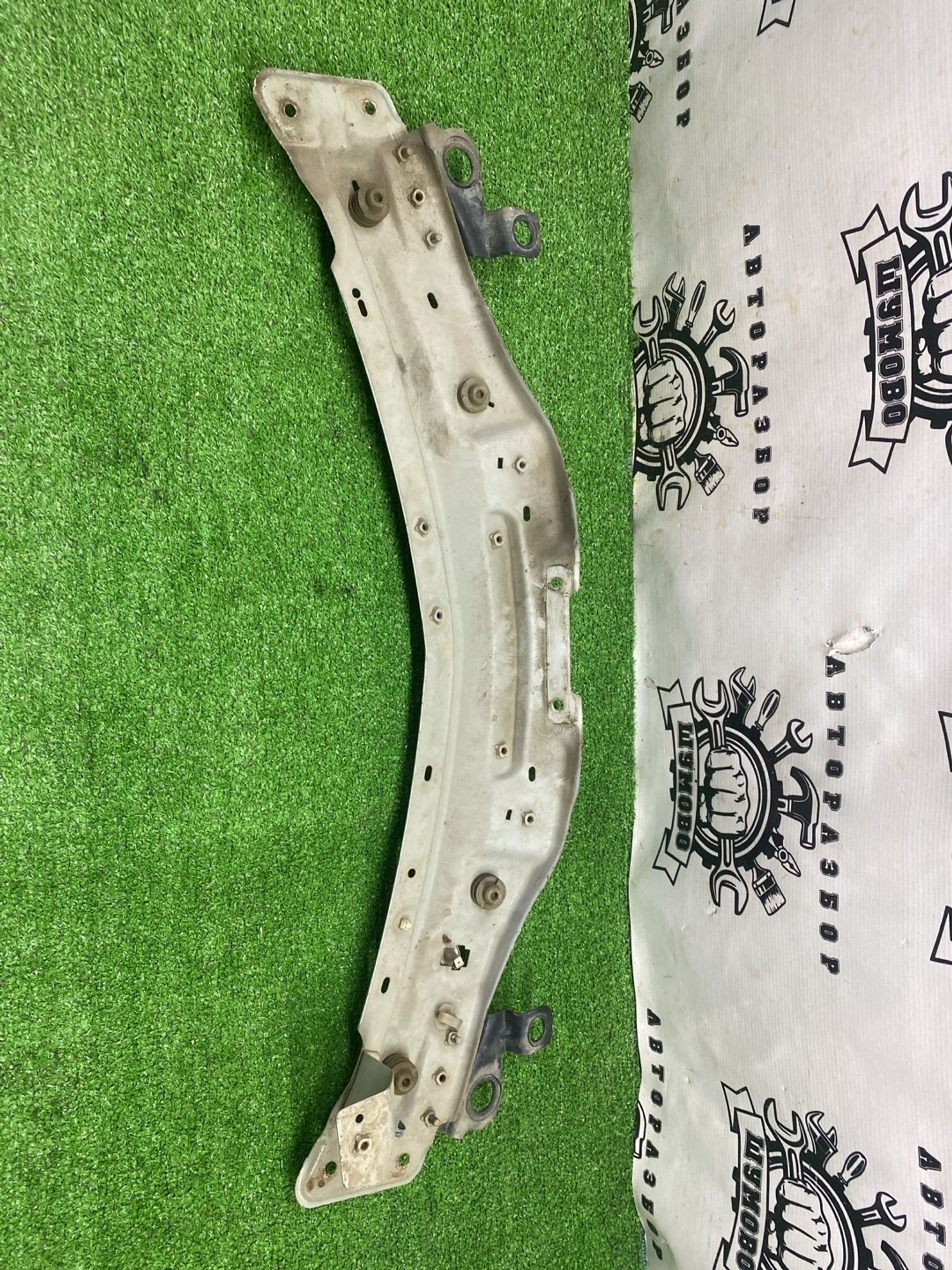 https://ycs.partsauto.market/partsauto-images/thmbs/userImages/cca1856e256b5441544f9aba03b424a6/part/2245cfda-0883-4575-9c9e-a27c5a5236c9_1780900945567.jpg