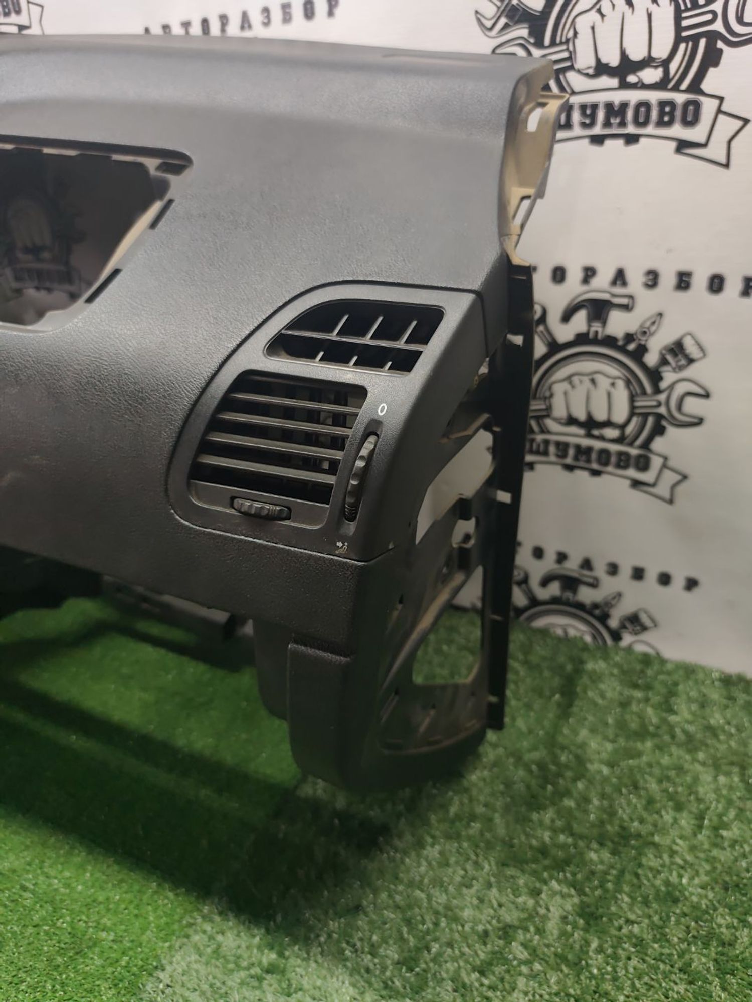 https://ycs.partsauto.market/partsauto-images/thmbs/userImages/cca1856e256b5441544f9aba03b424a6/part/227473d2-6807-4675-bf11-ed461a4d8b44_1780922257141.jpg