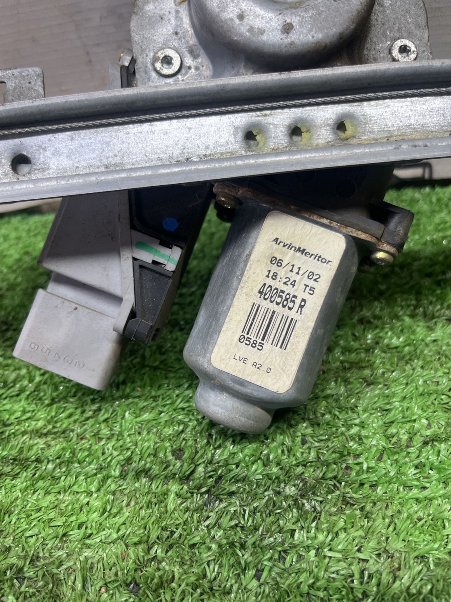https://ycs.partsauto.market/partsauto-images/thmbs/userImages/cca1856e256b5441544f9aba03b424a6/part/229f5ba1-07a7-4e27-bb24-8d3927f739c1_1777449877894.jpg