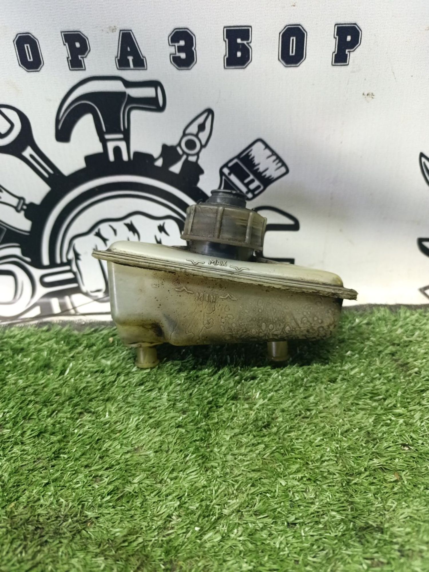 https://ycs.partsauto.market/partsauto-images/thmbs/userImages/cca1856e256b5441544f9aba03b424a6/part/22fb6a9d-9bba-4657-8db7-983f6567044f_1787050065043.jpg