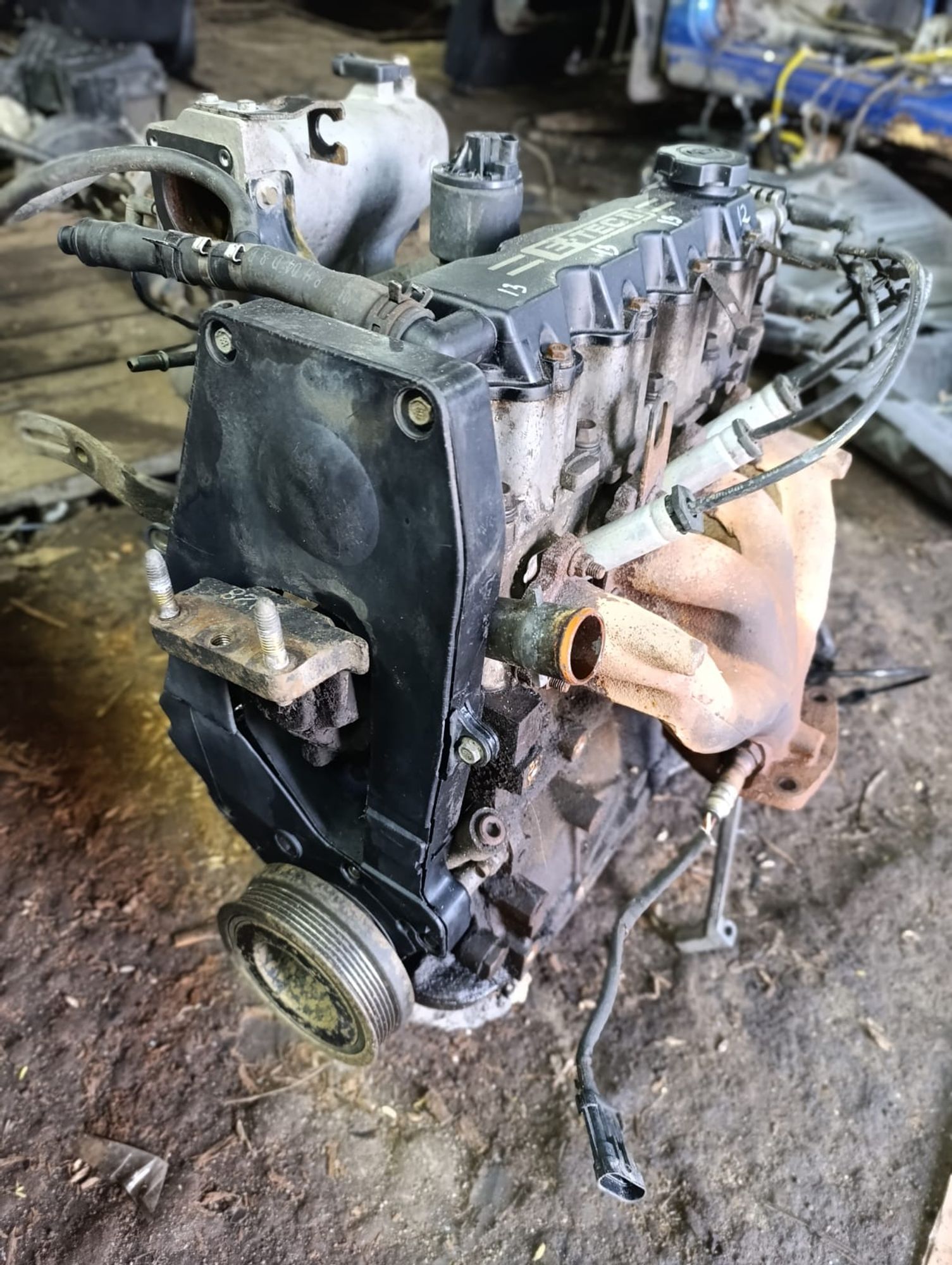 https://ycs.partsauto.market/partsauto-images/thmbs/userImages/cca1856e256b5441544f9aba03b424a6/part/23bdece8-1168-4f7b-978f-19913198a371_1745932315946.jpg
