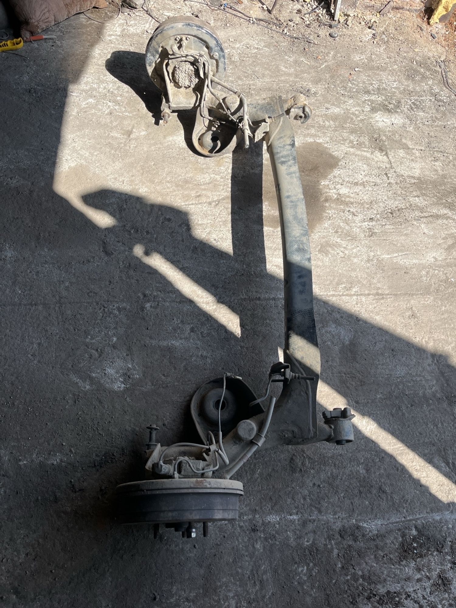https://ycs.partsauto.market/partsauto-images/thmbs/userImages/cca1856e256b5441544f9aba03b424a6/part/2509283c-0741-49a9-bf9c-7be8e7a503f1_1776236244871.jpg