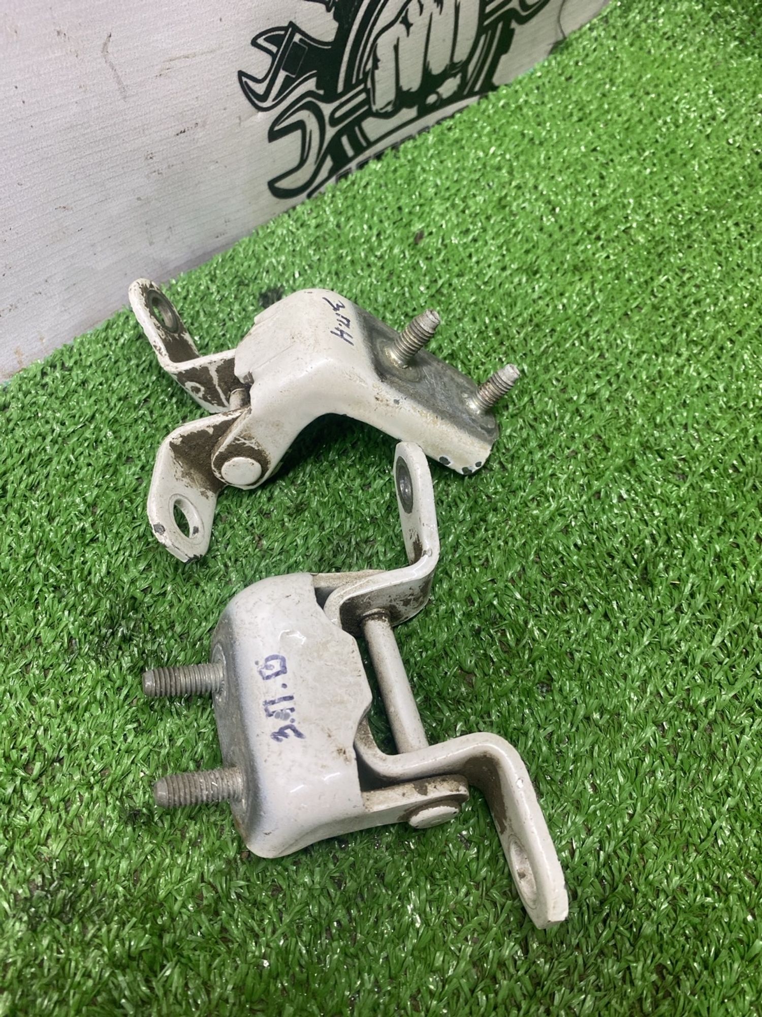 https://ycs.partsauto.market/partsauto-images/thmbs/userImages/cca1856e256b5441544f9aba03b424a6/part/25fd3265-9fc2-4521-b138-8369285bd15f_1779087888715.jpg