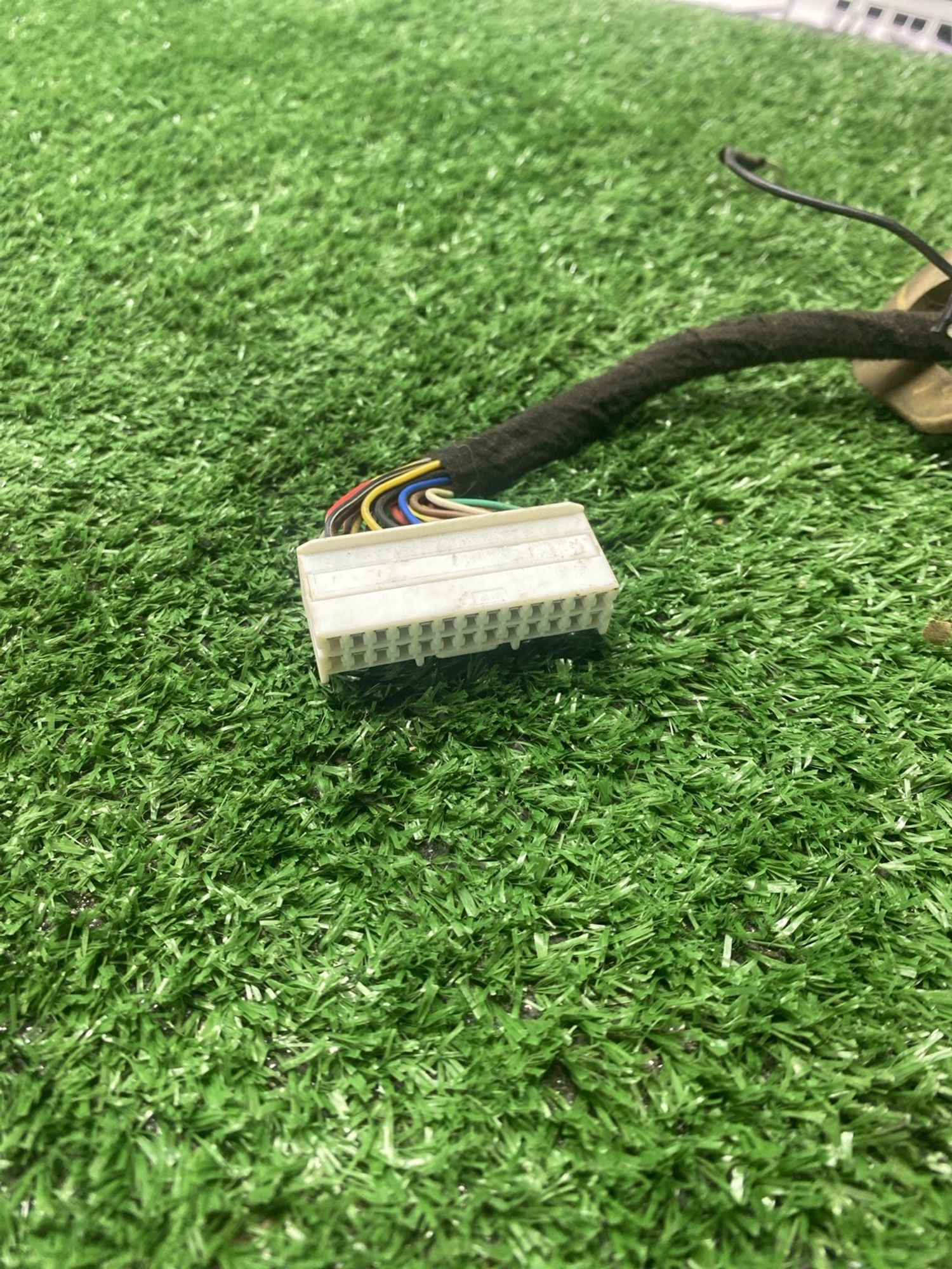 https://ycs.partsauto.market/partsauto-images/thmbs/userImages/cca1856e256b5441544f9aba03b424a6/part/265a0963-0d23-4845-83bd-77d0c7219f59_1781086101879.jpg