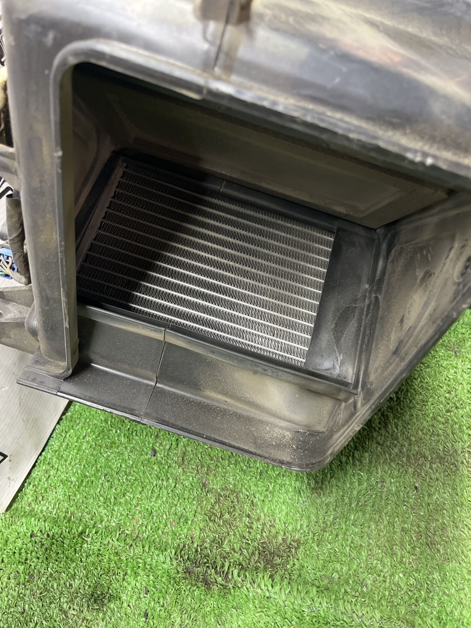 https://ycs.partsauto.market/partsauto-images/thmbs/userImages/cca1856e256b5441544f9aba03b424a6/part/2663c2de-cc0c-44b9-9815-8ce368f8dc88_1776336755329.jpg