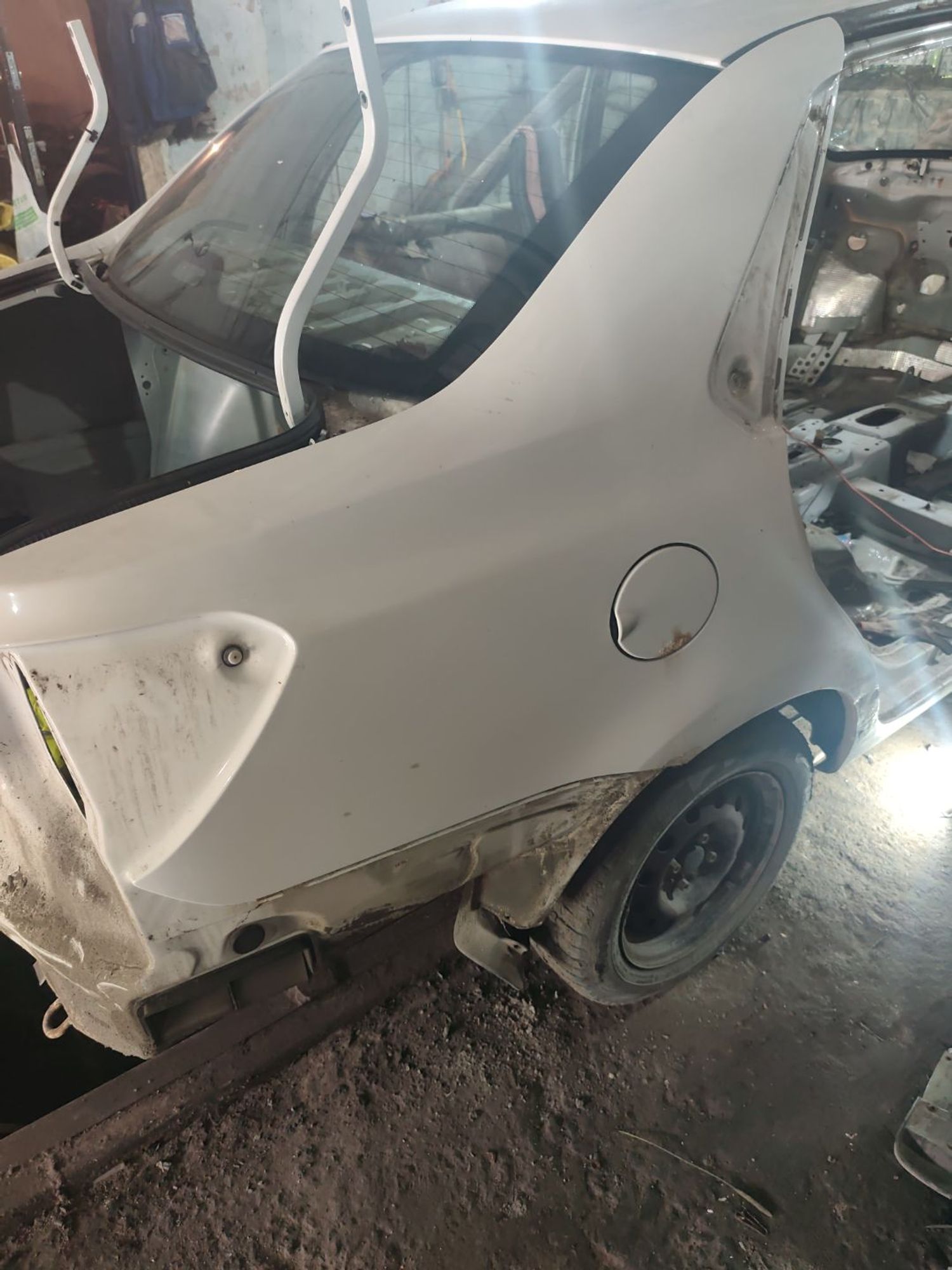 https://ycs.partsauto.market/partsauto-images/thmbs/userImages/cca1856e256b5441544f9aba03b424a6/part/28344f00-f903-476e-b233-d7865b0ca634_1783669301593.jpg