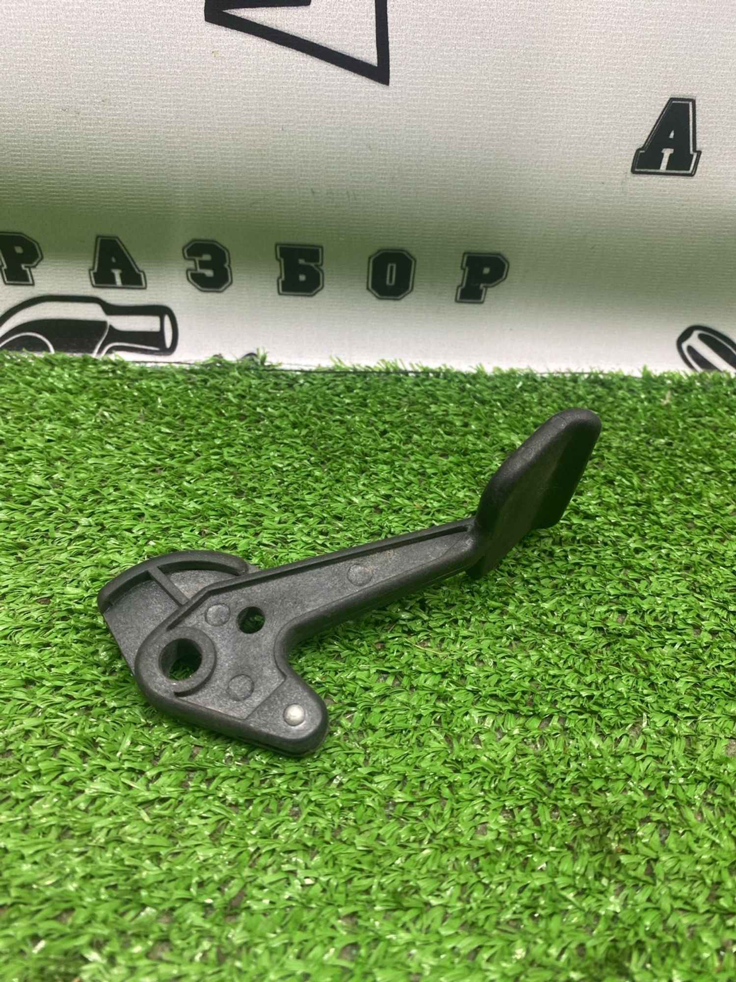 https://ycs.partsauto.market/partsauto-images/thmbs/userImages/cca1856e256b5441544f9aba03b424a6/part/28fcca1b-51ca-437a-b107-eda19cb8ef46_1782901948562.jpg