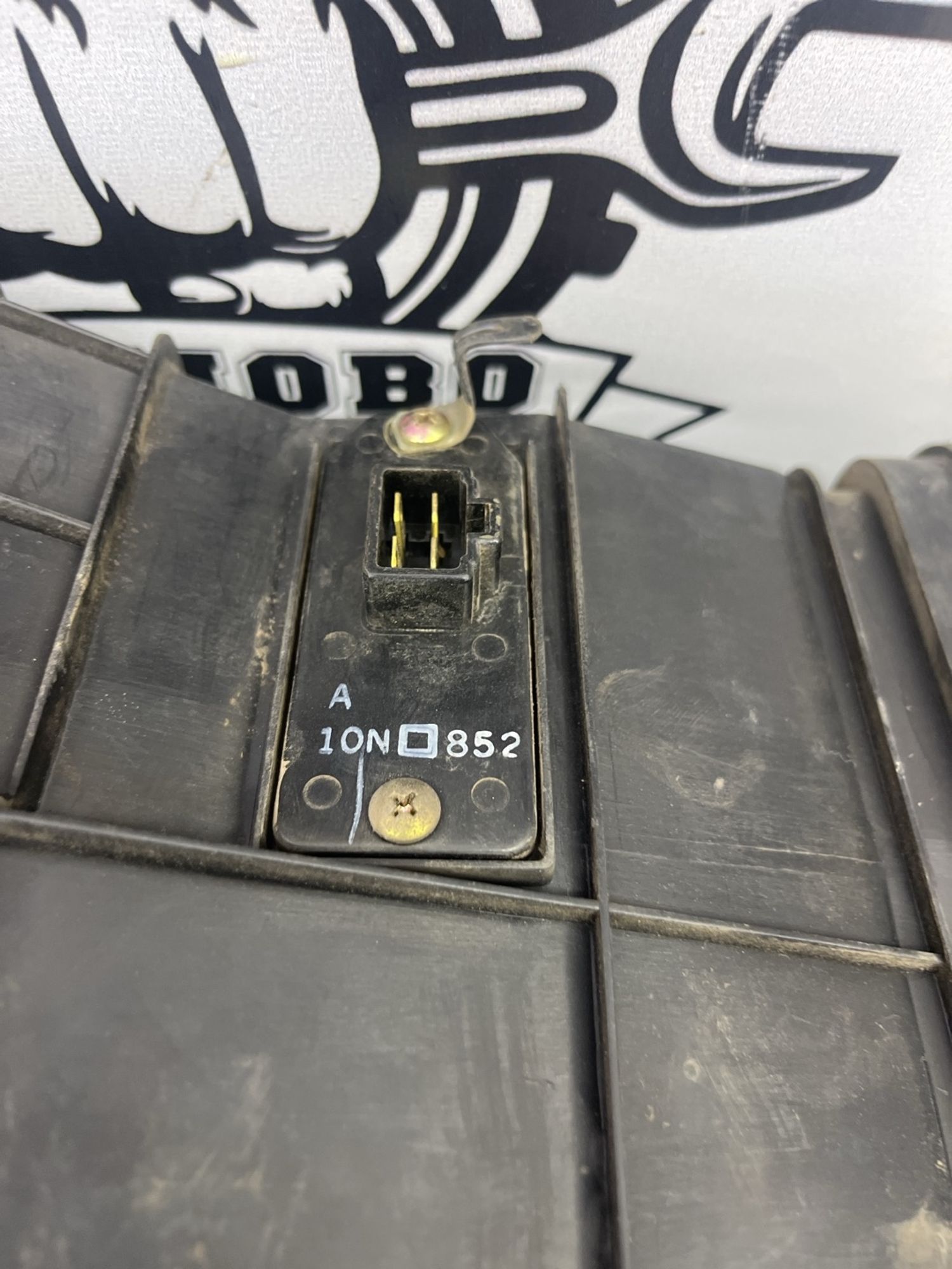 https://ycs.partsauto.market/partsauto-images/thmbs/userImages/cca1856e256b5441544f9aba03b424a6/part/2b4cdfec-9682-45d1-8887-97d9c0733e6c_1782369059810.jpg