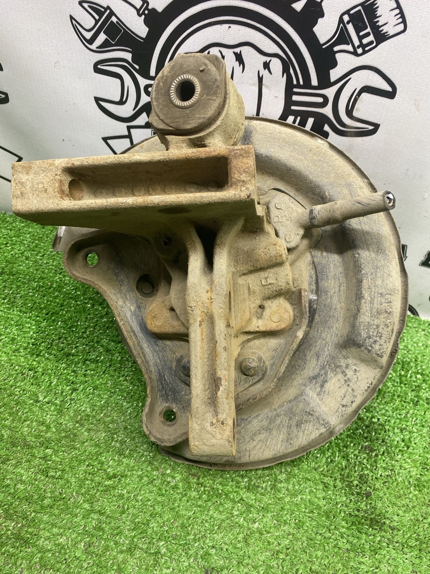 https://ycs.partsauto.market/partsauto-images/thmbs/userImages/cca1856e256b5441544f9aba03b424a6/part/2b4d7d5f-b962-4e86-88fc-3d6ad1e62cf4_1786095493086.jpg