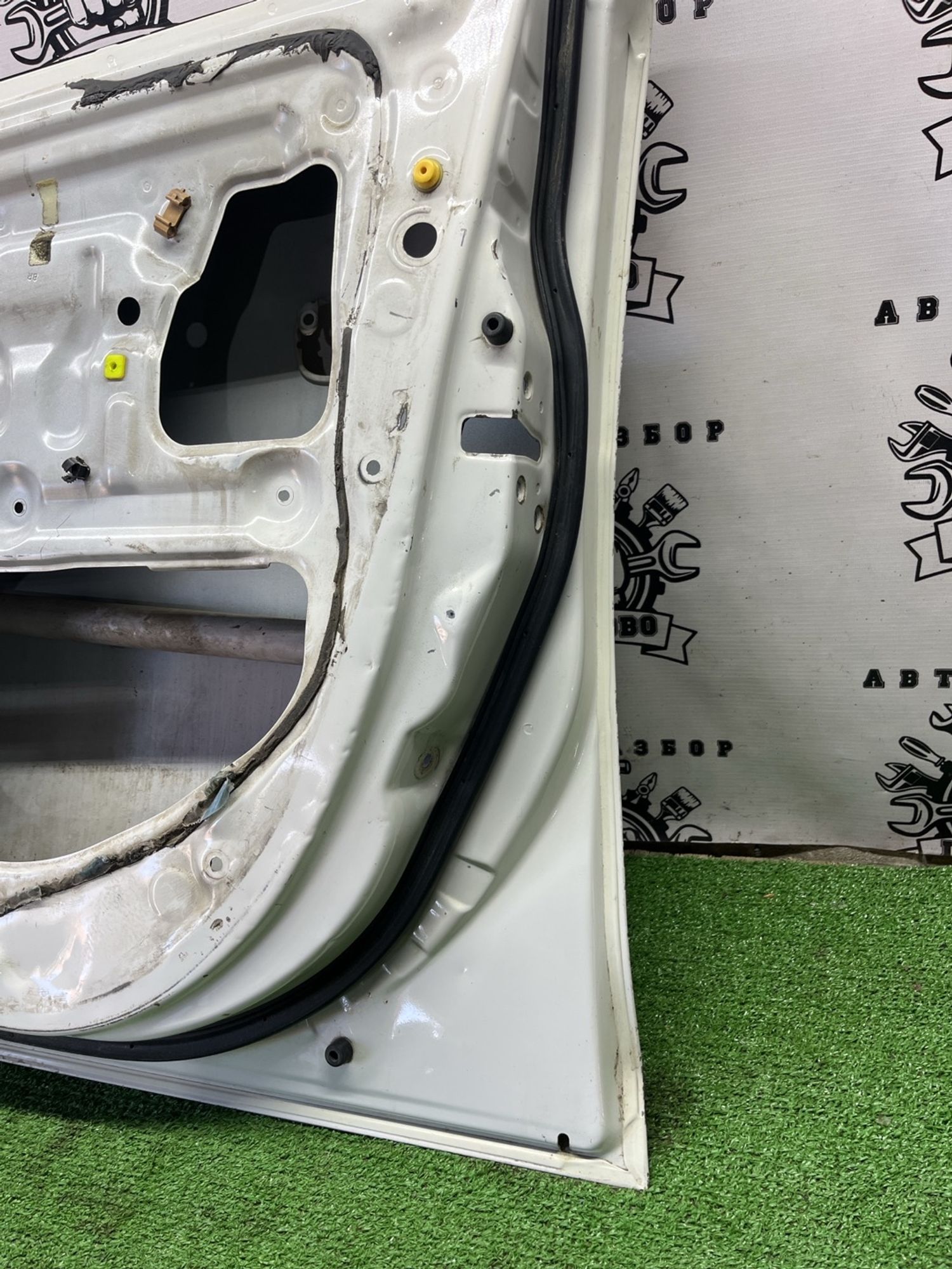 https://ycs.partsauto.market/partsauto-images/thmbs/userImages/cca1856e256b5441544f9aba03b424a6/part/2c060706-b9ee-4005-88d2-29d94d6d0b24_1775124109436.jpg