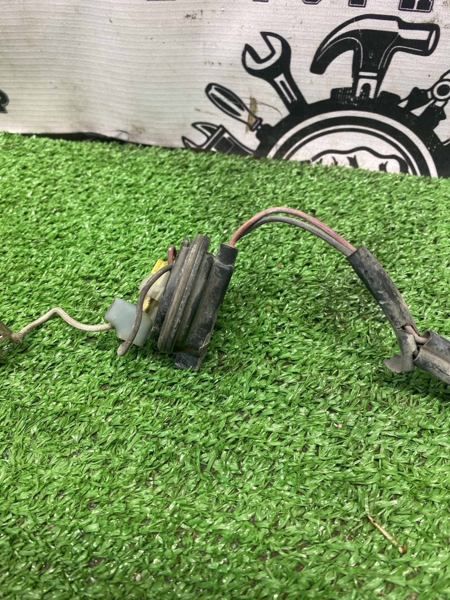 https://ycs.partsauto.market/partsauto-images/thmbs/userImages/cca1856e256b5441544f9aba03b424a6/part/2c361236-0923-435d-9662-56a5e763d1b0_1774169156587.jpg