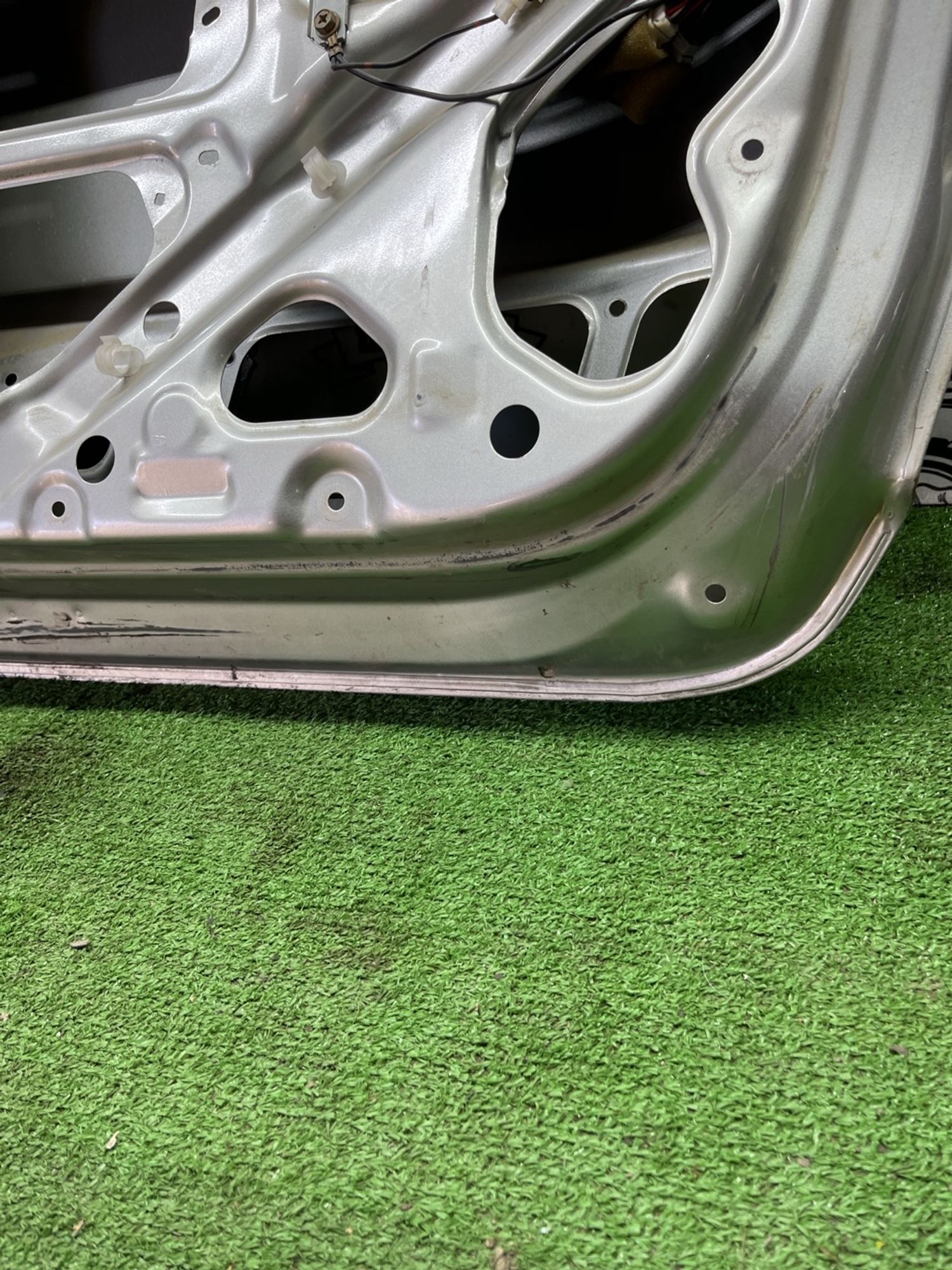 https://ycs.partsauto.market/partsauto-images/thmbs/userImages/cca1856e256b5441544f9aba03b424a6/part/2c3fdb3e-9205-44da-a9da-e237d9bbd7e1_1775202975034.jpg