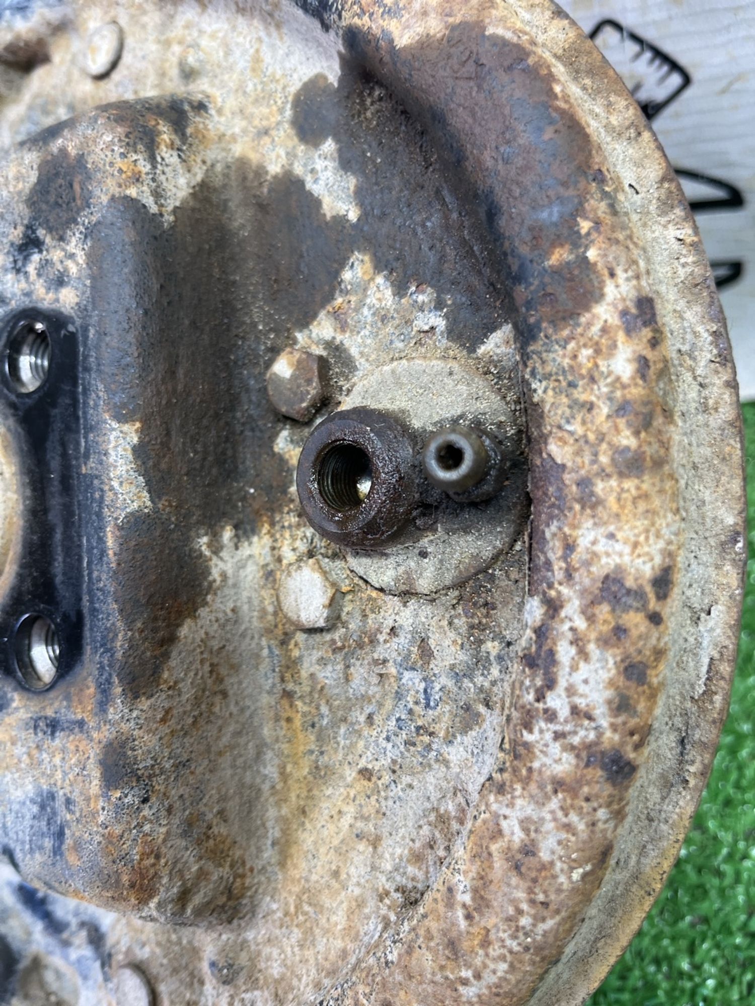 https://ycs.partsauto.market/partsauto-images/thmbs/userImages/cca1856e256b5441544f9aba03b424a6/part/2cad6a95-947c-479e-8d52-0eb7b7baee5f_1774342819583.jpg