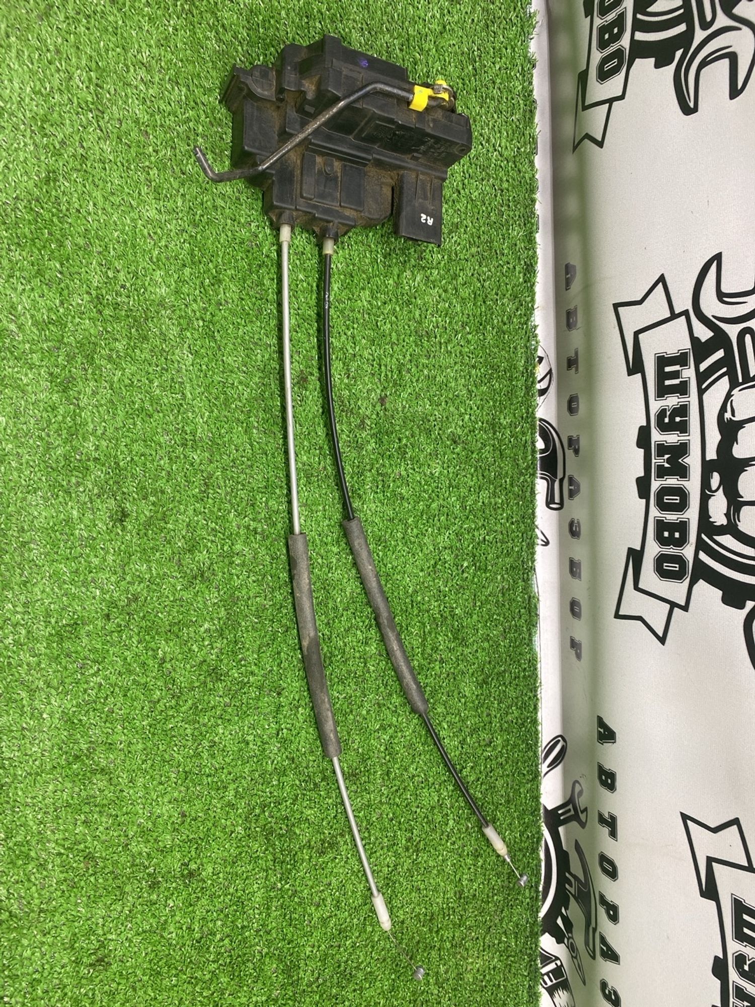 https://ycs.partsauto.market/partsauto-images/thmbs/userImages/cca1856e256b5441544f9aba03b424a6/part/2ce5b0e4-a622-4753-8e21-b74935c340fa_1782553079914.jpg