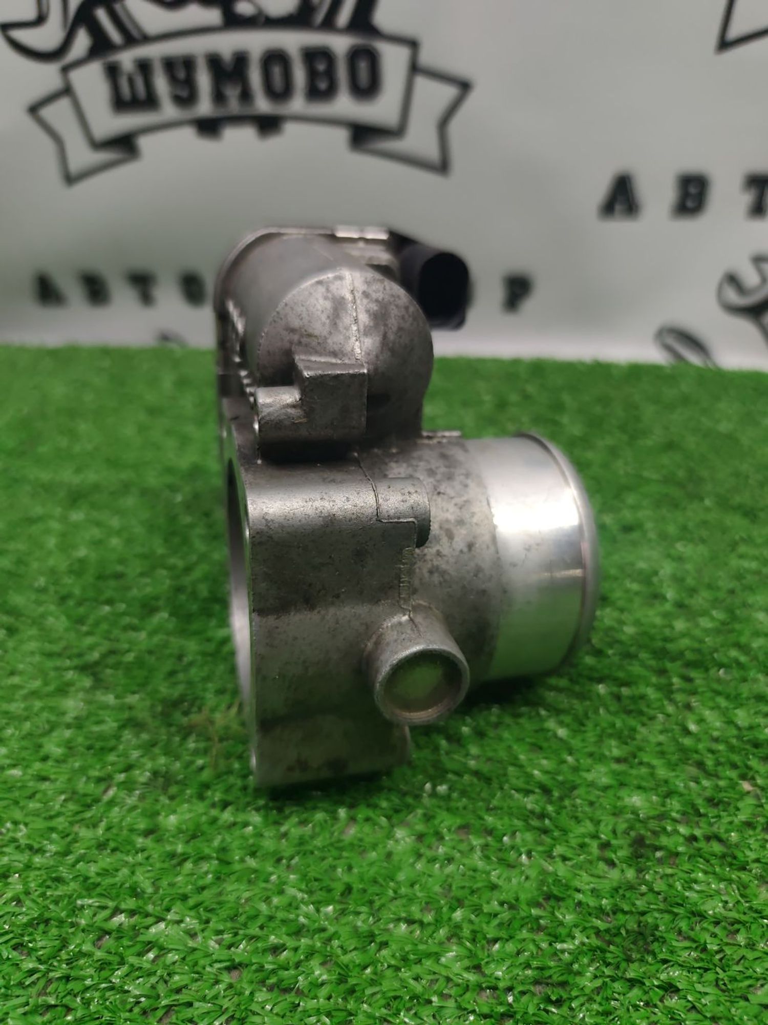 https://ycs.partsauto.market/partsauto-images/thmbs/userImages/cca1856e256b5441544f9aba03b424a6/part/2ce64e91-02b3-4af4-a6f0-7b59ad0545d2_1781521462746.jpg