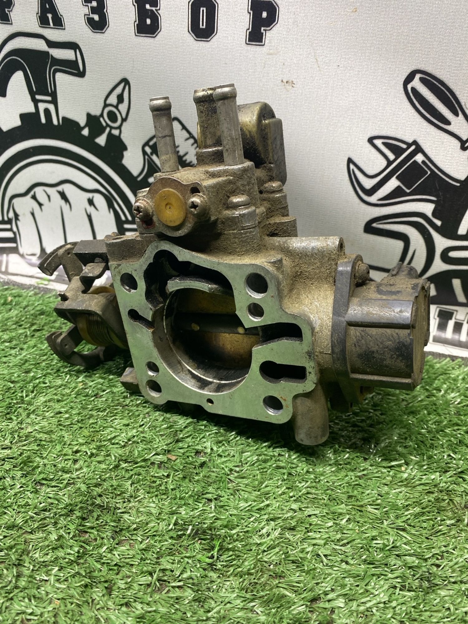 https://ycs.partsauto.market/partsauto-images/thmbs/userImages/cca1856e256b5441544f9aba03b424a6/part/2e04abfe-fba6-4476-bfbd-b4640c84bafe_1786961697633.jpg