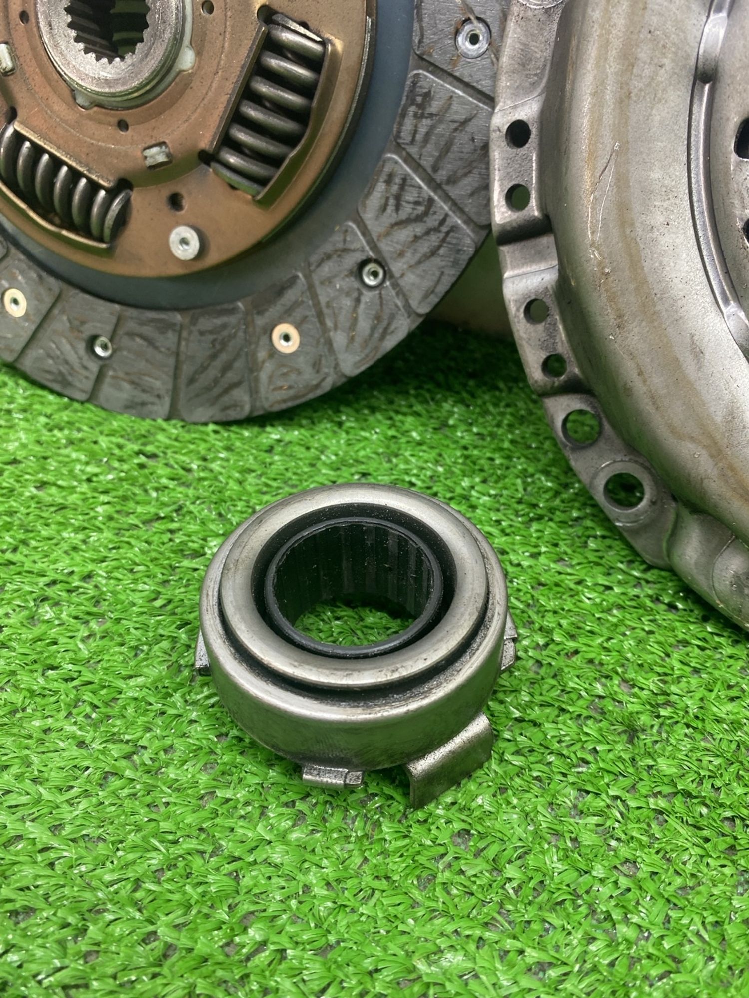 https://ycs.partsauto.market/partsauto-images/thmbs/userImages/cca1856e256b5441544f9aba03b424a6/part/2e2d859e-7f0c-469f-8933-2c15f4985eb3_1780911685761.jpg