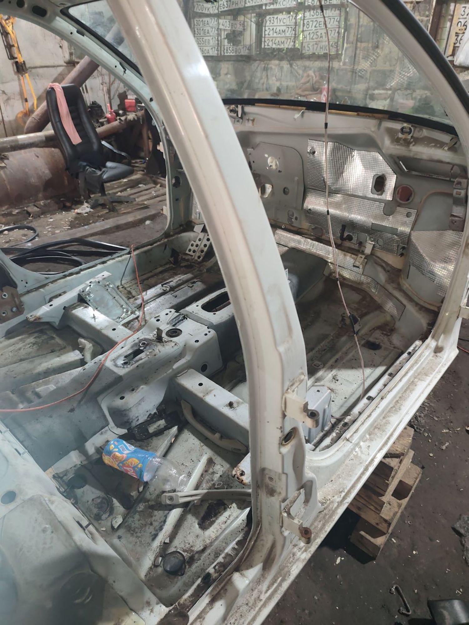 https://ycs.partsauto.market/partsauto-images/thmbs/userImages/cca1856e256b5441544f9aba03b424a6/part/2e5d5a06-dfa0-4c9e-8aab-34795a8d0862_1783669425805.jpg
