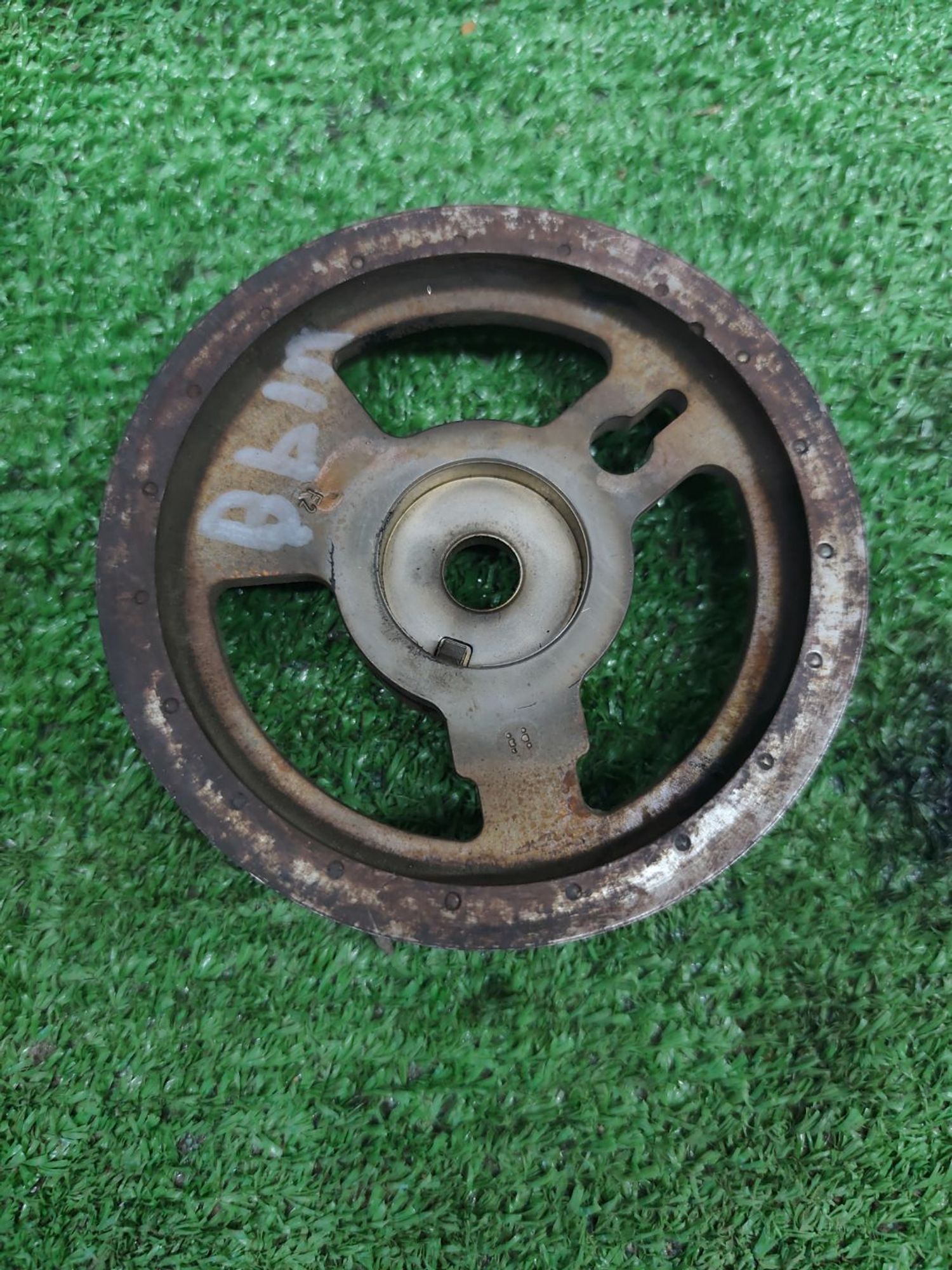 https://ycs.partsauto.market/partsauto-images/thmbs/userImages/cca1856e256b5441544f9aba03b424a6/part/2f7eb991-e142-41ab-97d4-3c0ece55b4a5_1777803734580.jpg