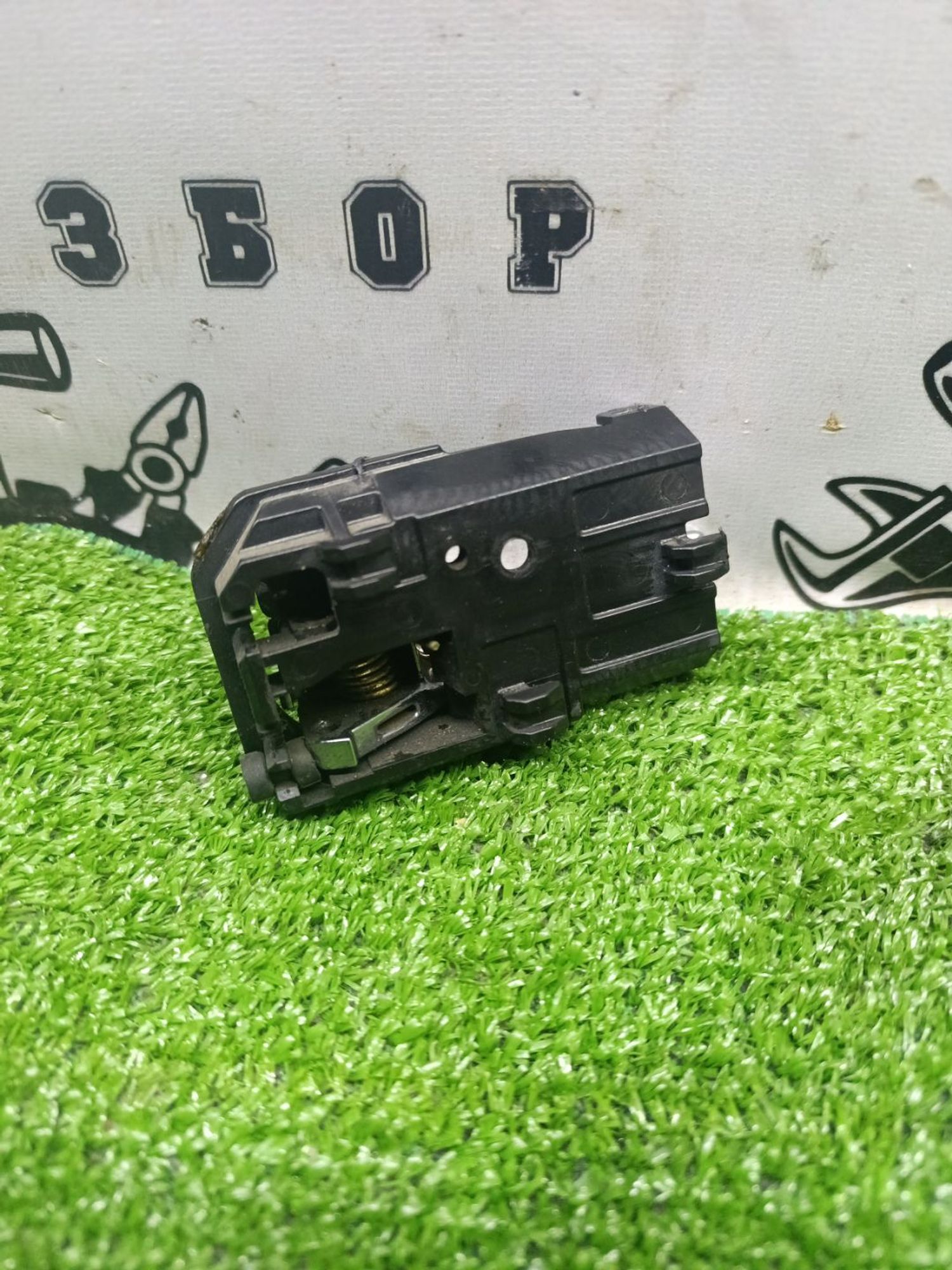 https://ycs.partsauto.market/partsauto-images/thmbs/userImages/cca1856e256b5441544f9aba03b424a6/part/30b5bc8b-0100-4b5e-bbe9-257a9ba5c481_1789369435767.jpg