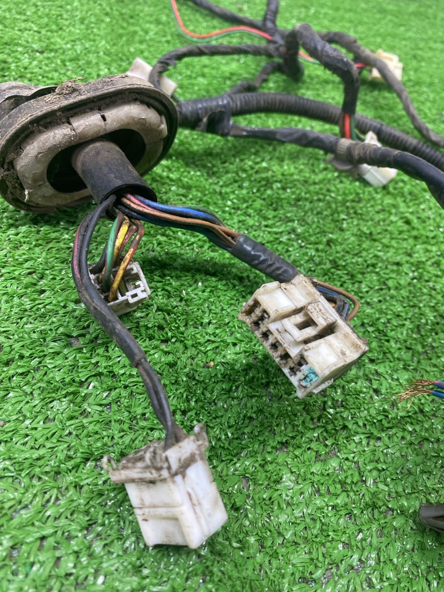 https://ycs.partsauto.market/partsauto-images/thmbs/userImages/cca1856e256b5441544f9aba03b424a6/part/30c2d3f9-bad4-434c-bb10-aae3be098463_1782207030811.jpg