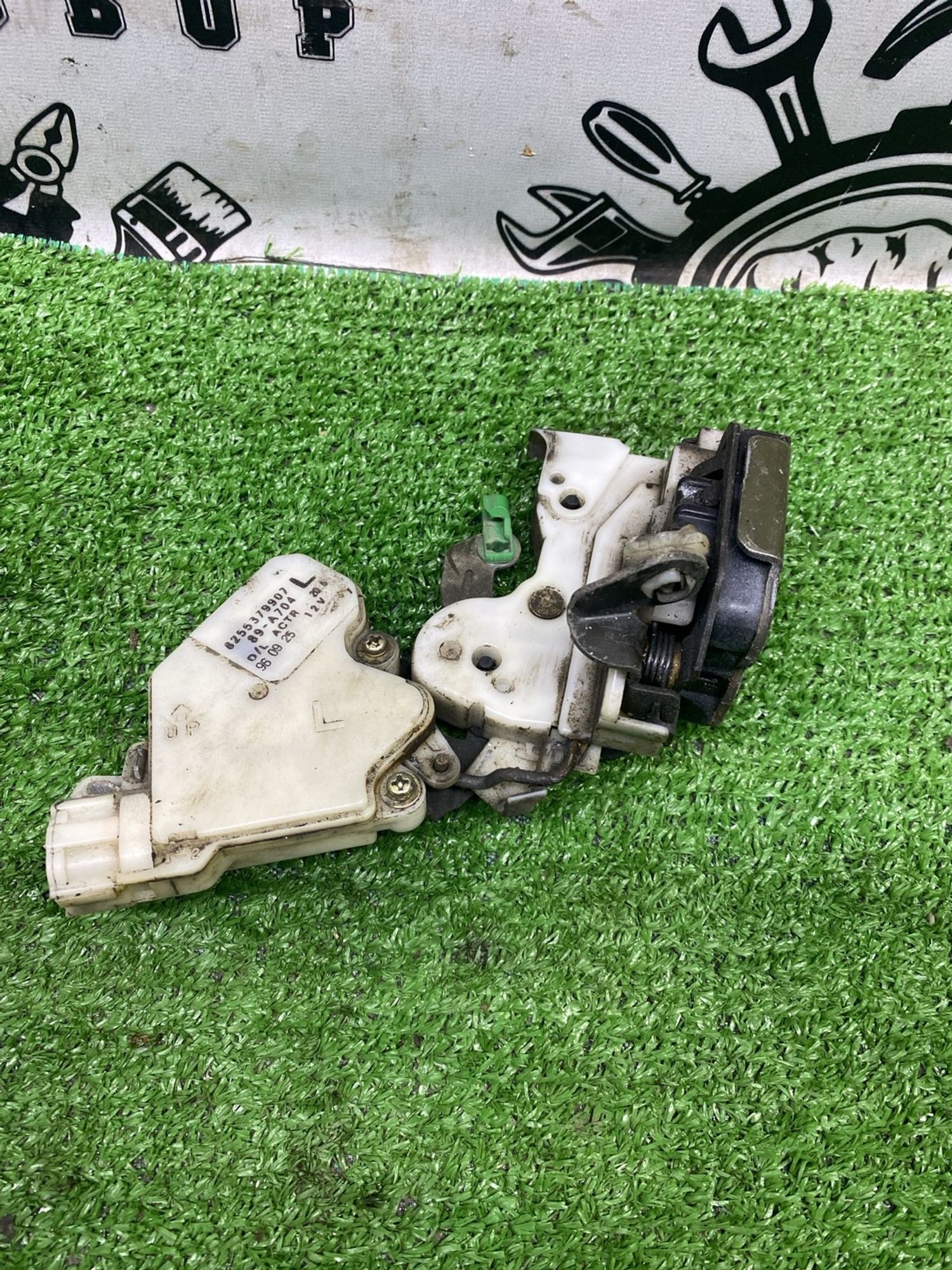 https://ycs.partsauto.market/partsauto-images/thmbs/userImages/cca1856e256b5441544f9aba03b424a6/part/311e6cc9-56a3-44d8-9bff-b1efb1287b71_1789376644366.jpg