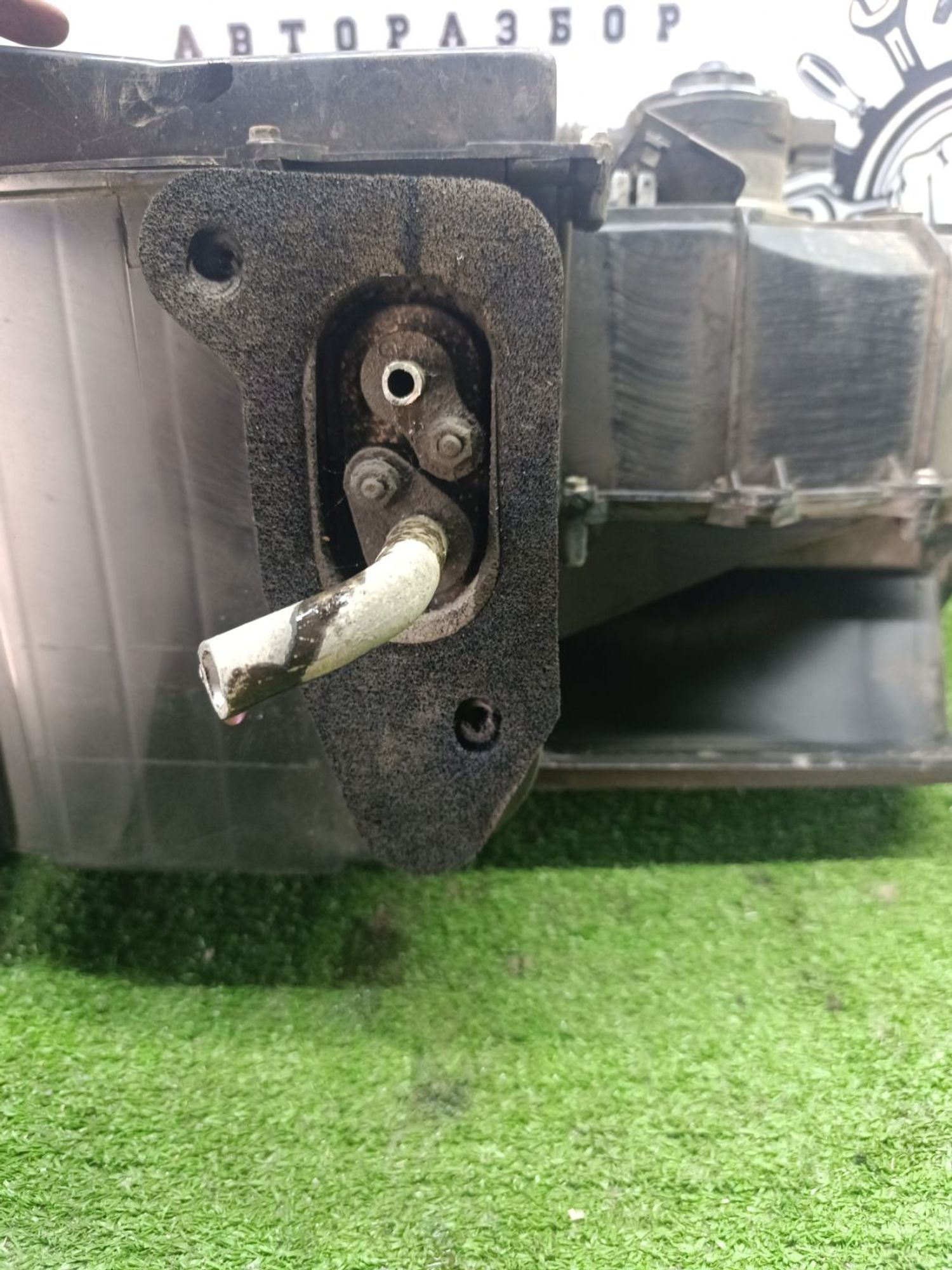 https://ycs.partsauto.market/partsauto-images/thmbs/userImages/cca1856e256b5441544f9aba03b424a6/part/31fc9396-410d-4b4a-89e9-61b45b0d697e_1787388941483.jpg
