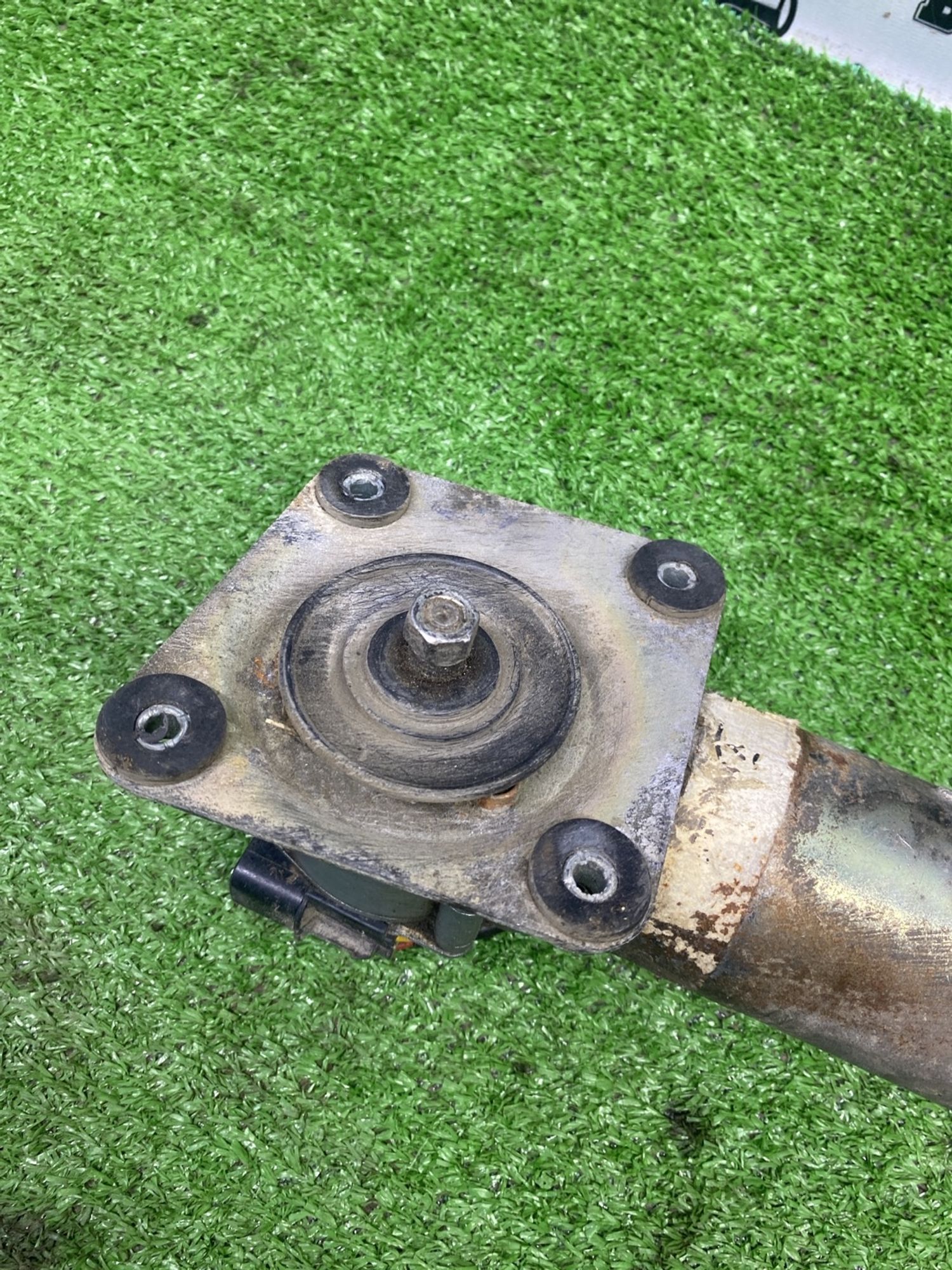 https://ycs.partsauto.market/partsauto-images/thmbs/userImages/cca1856e256b5441544f9aba03b424a6/part/329d9fa6-20a2-4397-b1a2-fe93e8c232c1_1787310670952.jpg